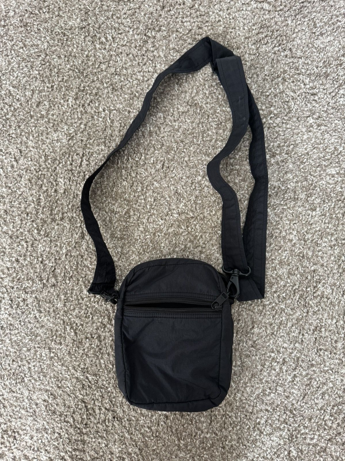 Y-3 Adidas Y3 Black Crossbody Airliner Back Size ONE SIZE - 2 Thumbnail