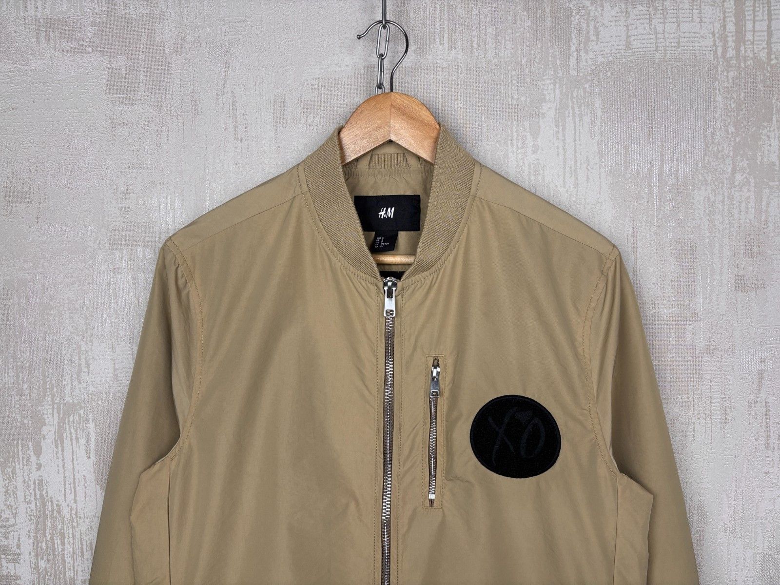 H&M × The Weeknd The Weeknd x H&M XO Bomber Jacket Size US S / EU 44-46 / 1 - 9 Thumbnail