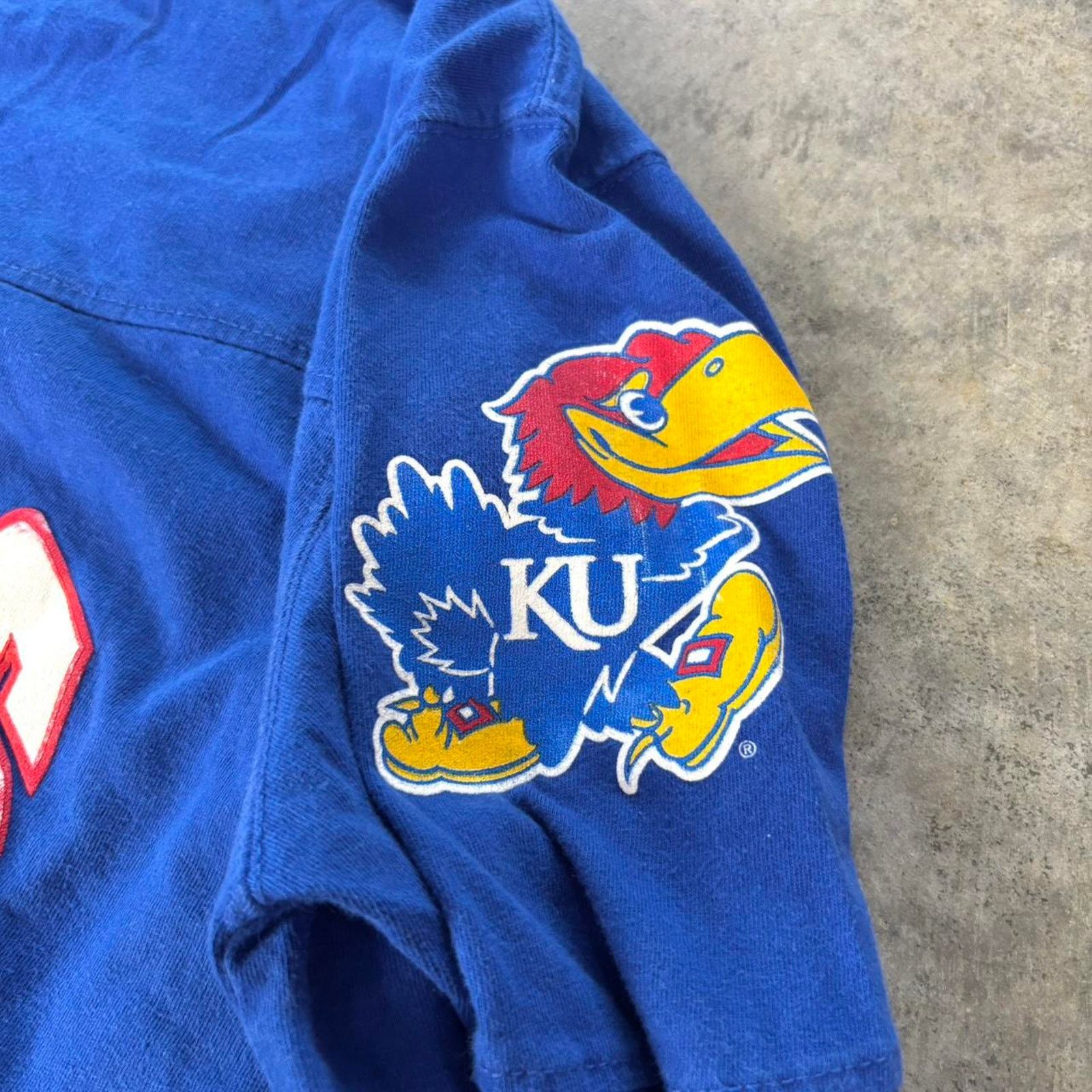Vintage 90s Kansas University T-shirt Size US L / EU 52-54 / 3 - 3 Thumbnail