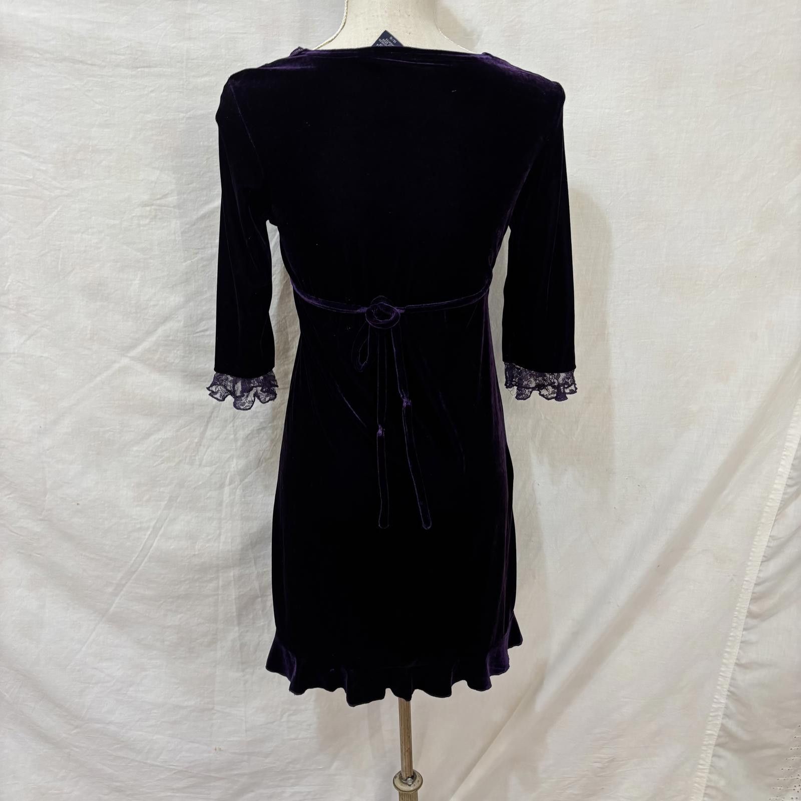 Basic Editions Y2K girls purple velour dress sz 14/16 Size ONE SIZE - 4 Thumbnail