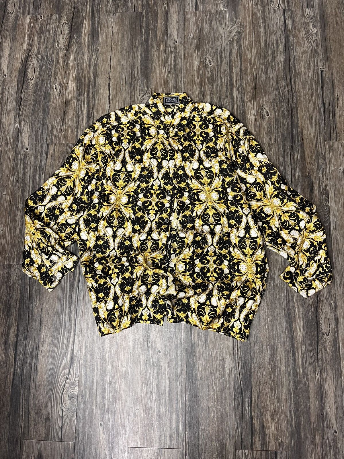 Versace Versace Pure Silk Button-Up Size US XL / EU 56 / 4 - 1 Thumbnail