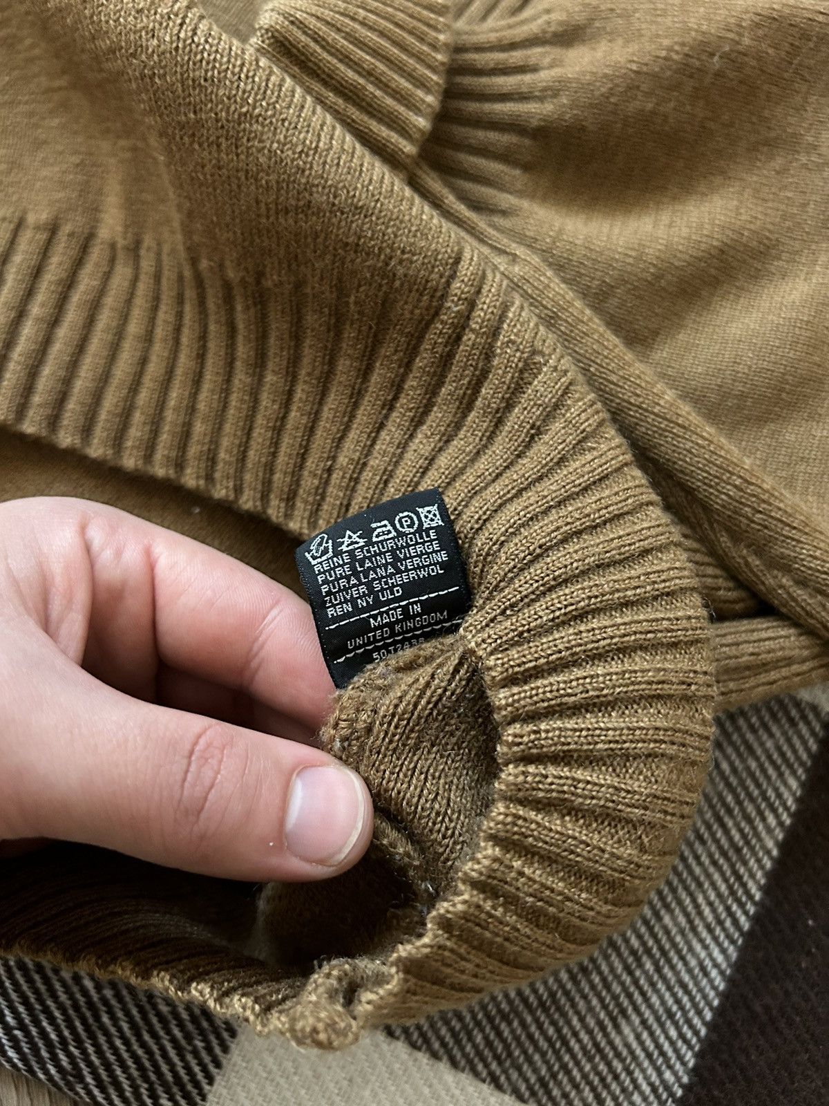 Burberry × Vintage Vintage Burberrys Pure New Wool sweatshirt mens made in UK Size US S / EU 44-46 / 1 - 5 Thumbnail