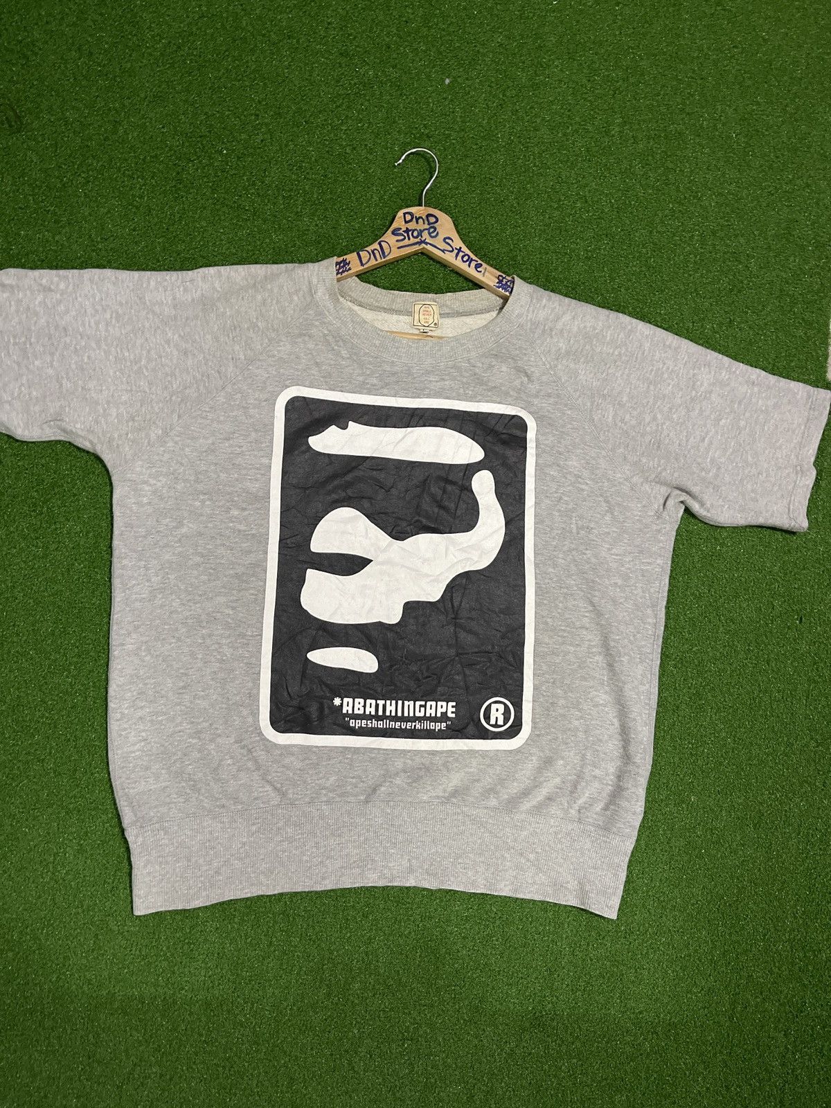 Bape 🔥HOT🇯🇵🔥VTG A BATHING APE SHORT SLEEVE SWEATSHIRT VERY RARE Size US L / EU 52-54 / 3 - 1 Thumbnail