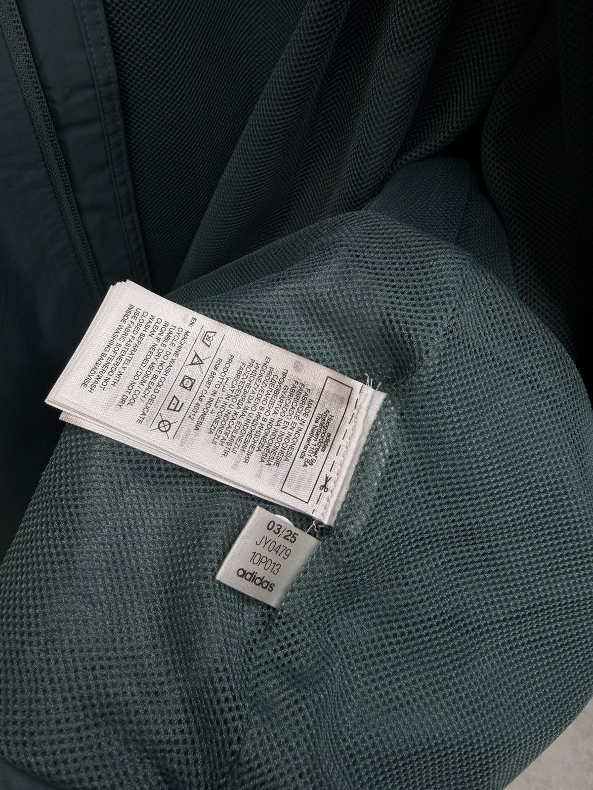 Adidas Adidas Terrex Multi Essential 2L Rain Jacket Green Women’s Size L / US 10 / IT 46 - 11 Thumbnail
