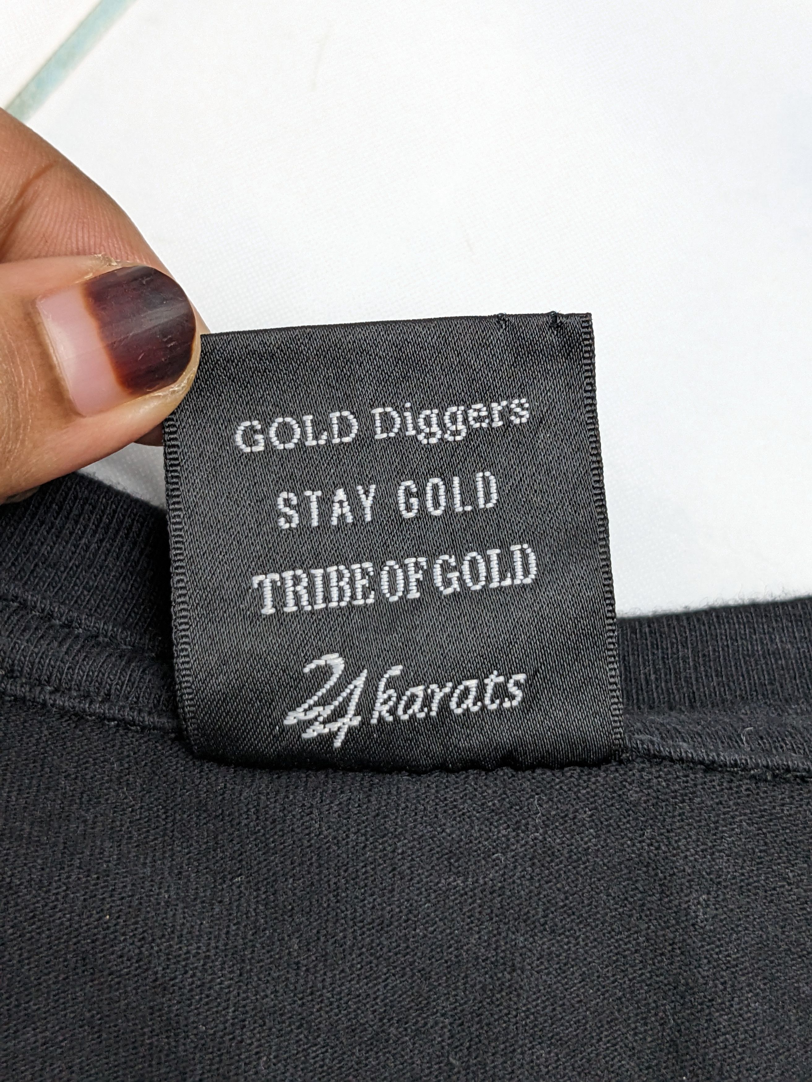 JAPANESE DESIGNER 24 KARATS BIG LOGO