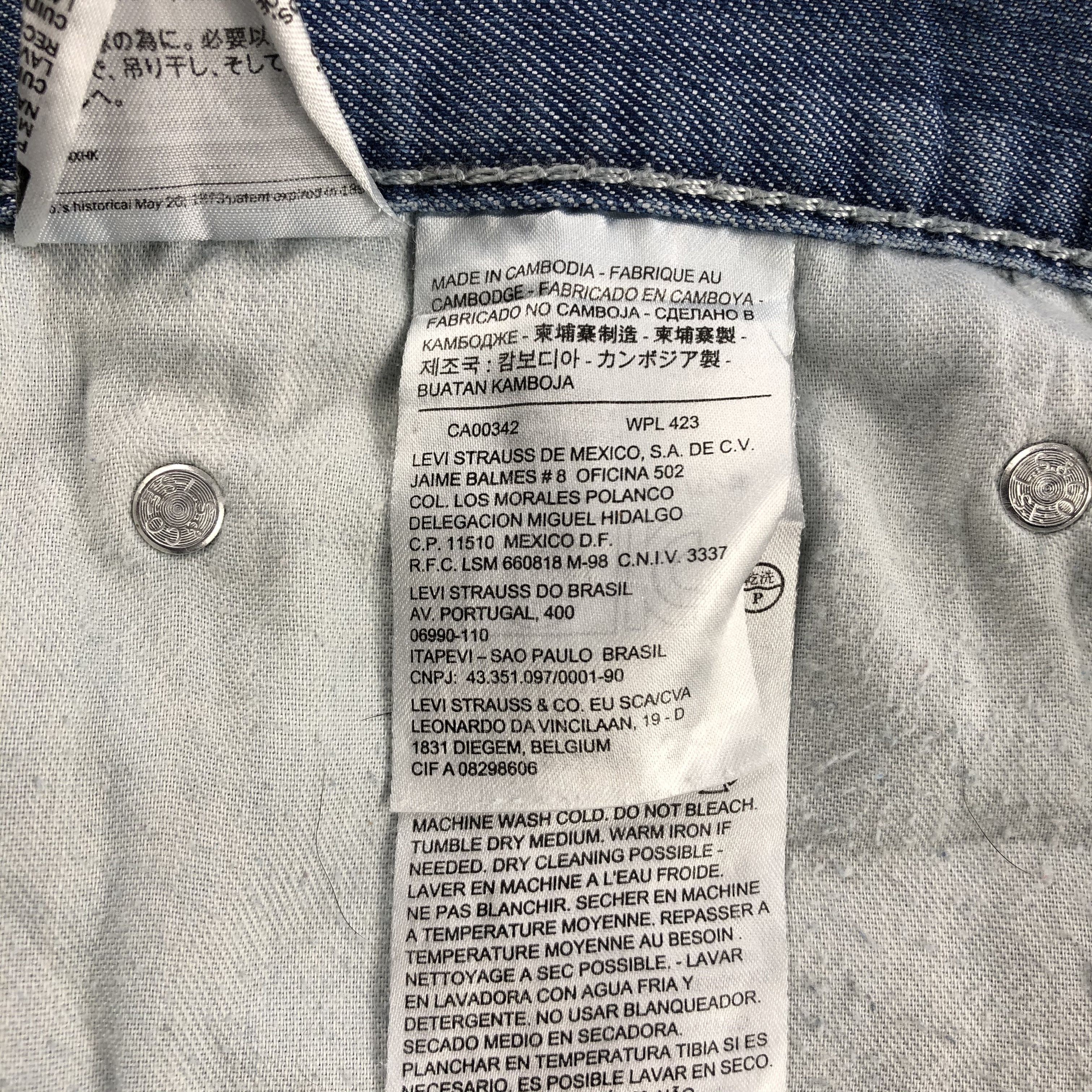 Levi's Vintage Distress Light Wash Levis 511 Jeans-JM1166 Size US 34 / EU 50 - 9 Thumbnail