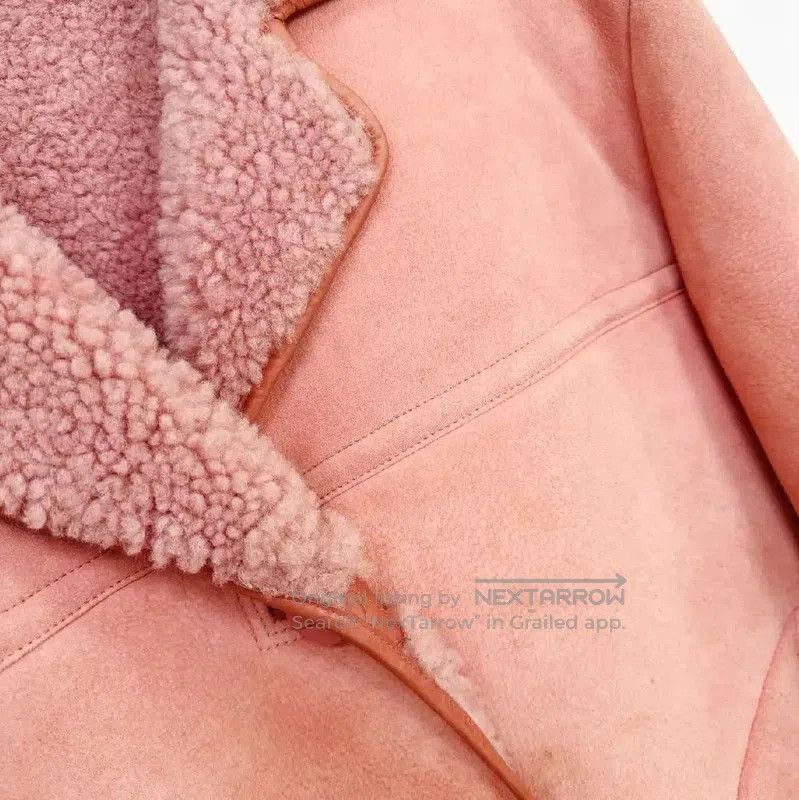 Burberry Burberry Pink Shearling Women's Coat. Size S / US 4 / IT 40 - 2 Thumbnail