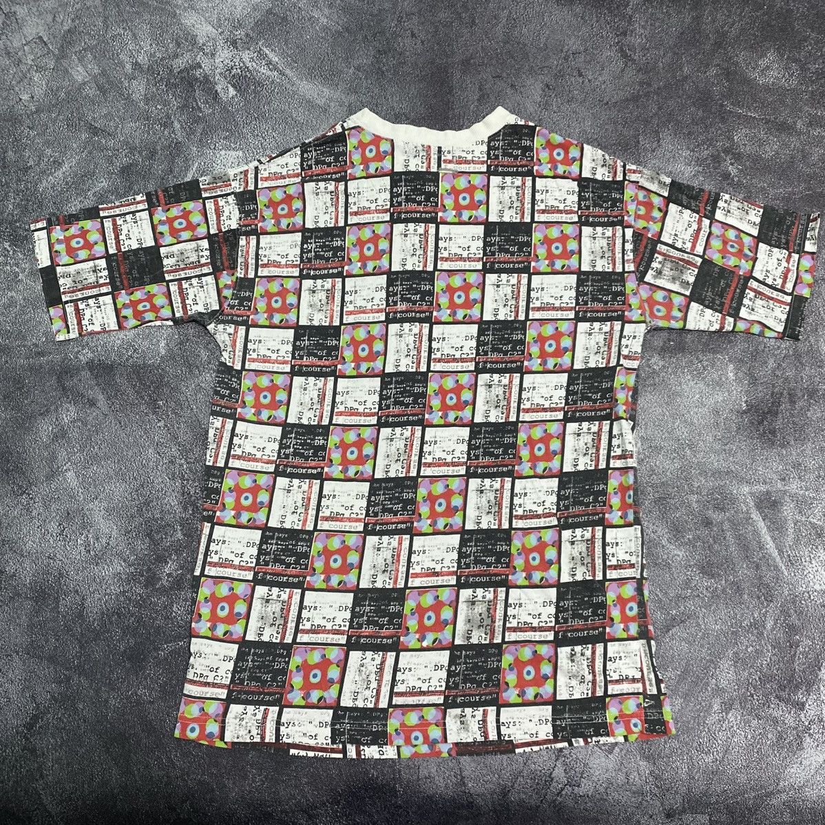 Vintage Vintage Unknown art All Over Print but Cool and Rare Tee Size US L / EU 52-54 / 3 - 7 Thumbnail