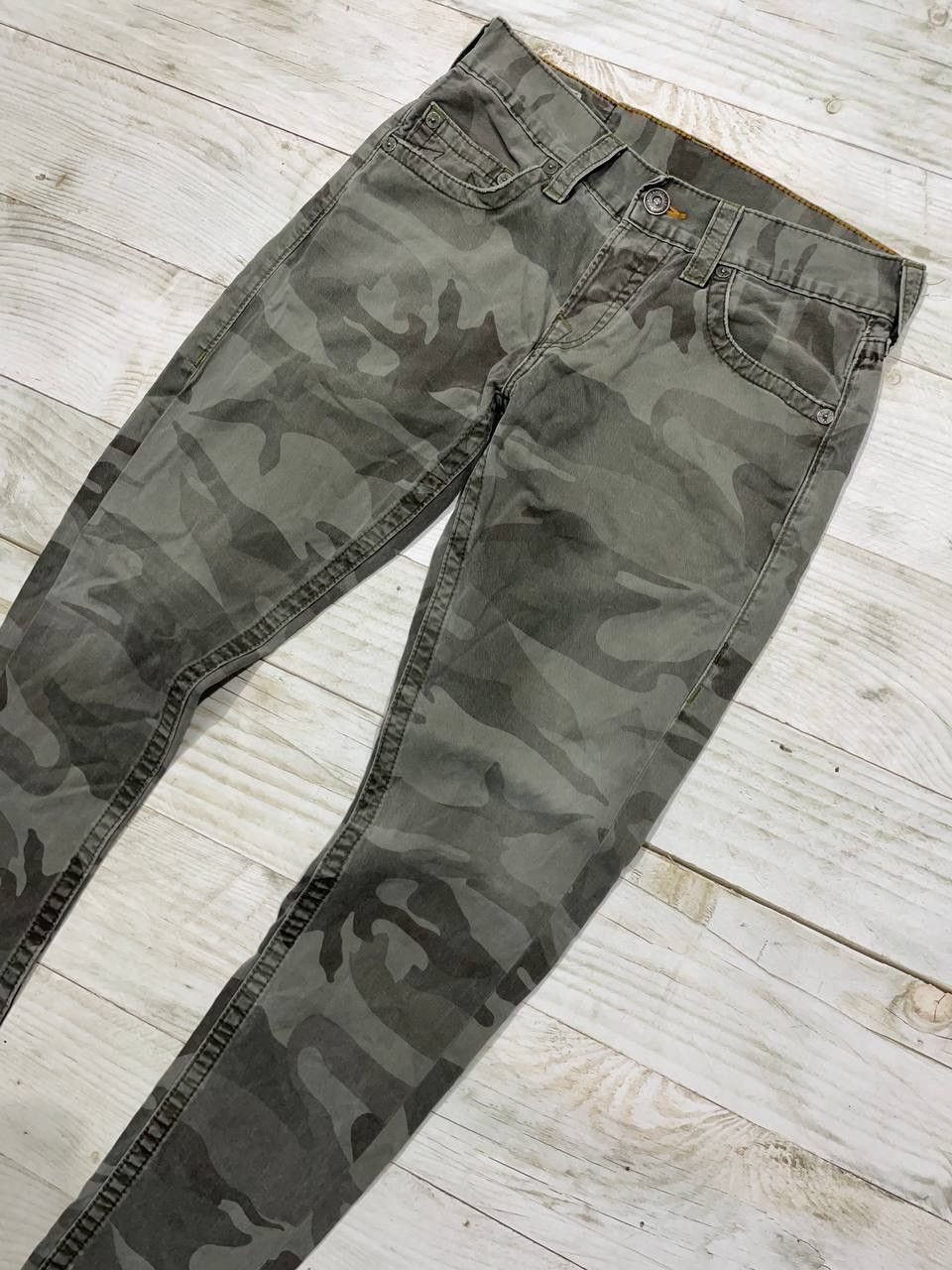 True Religion Vintage True Religion Geno Denim Jeans Camo Y2K Size US 30 / EU 46 - 4 Thumbnail