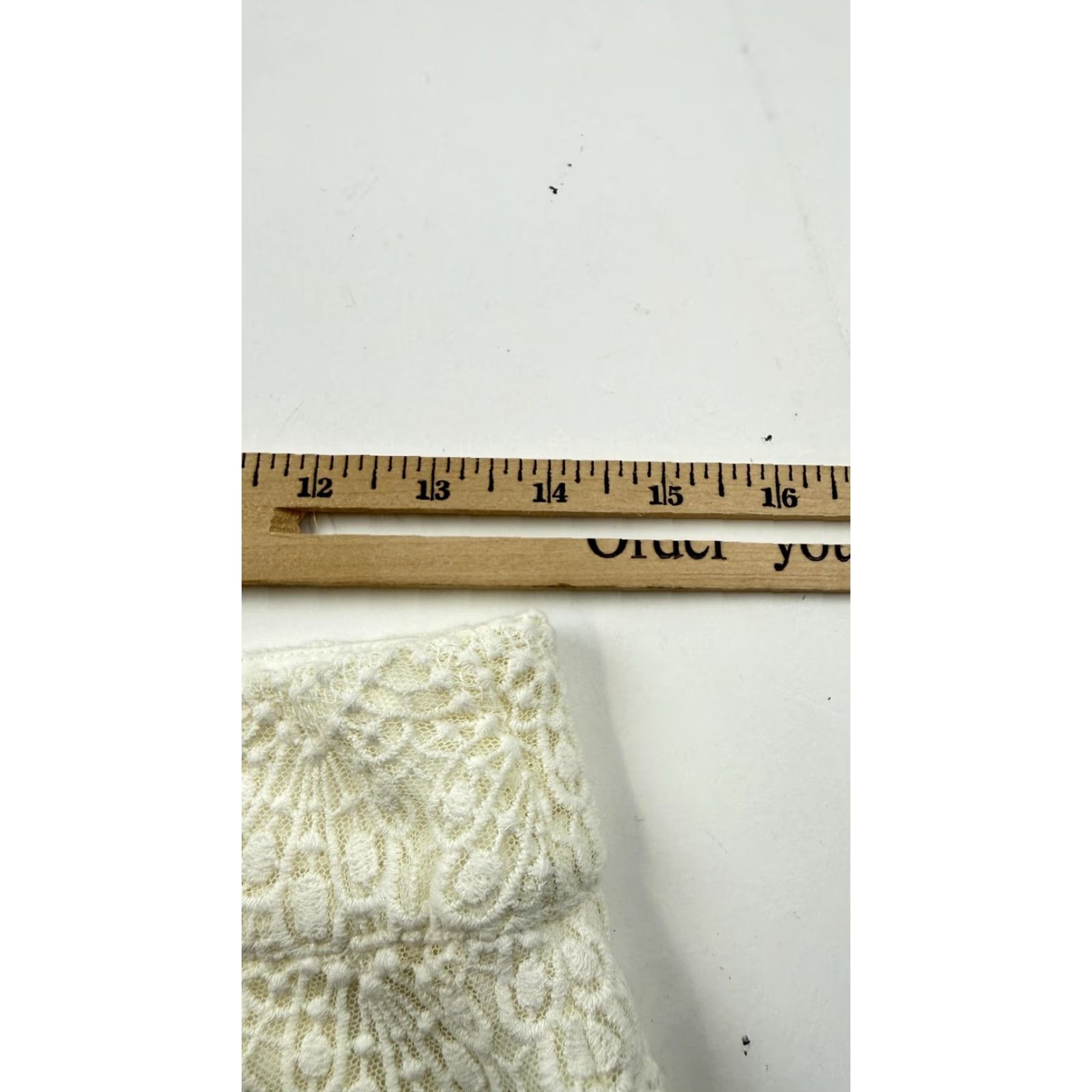 Vintage Elevenses Womens Shorts White Lace Crochet Scallop Hem Lined 2 Dressy Summer Regular Mens? Size 26" / US 2 / IT 38 - 7 Thumbnail