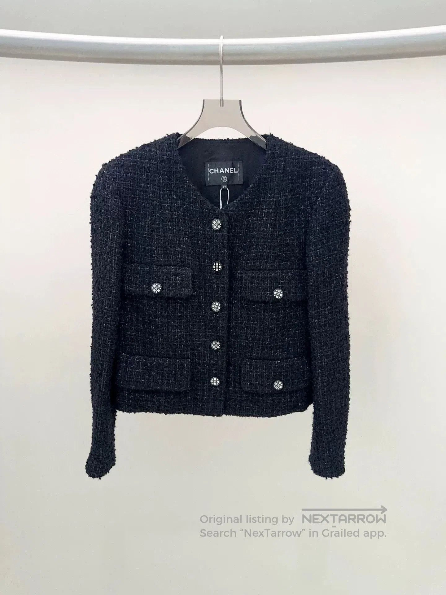 Chanel Chanel Black Tweed Jacket Size 38. Size US M / EU 48-50 / 2 - 1 Thumbnail