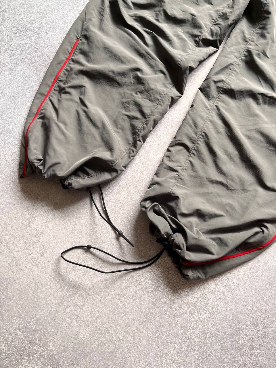 Nike × Vintage Vintage Nike Swoosh Nylon Baggy Trackpants Y2K XL Size US 36 / EU 52 - 5 Thumbnail