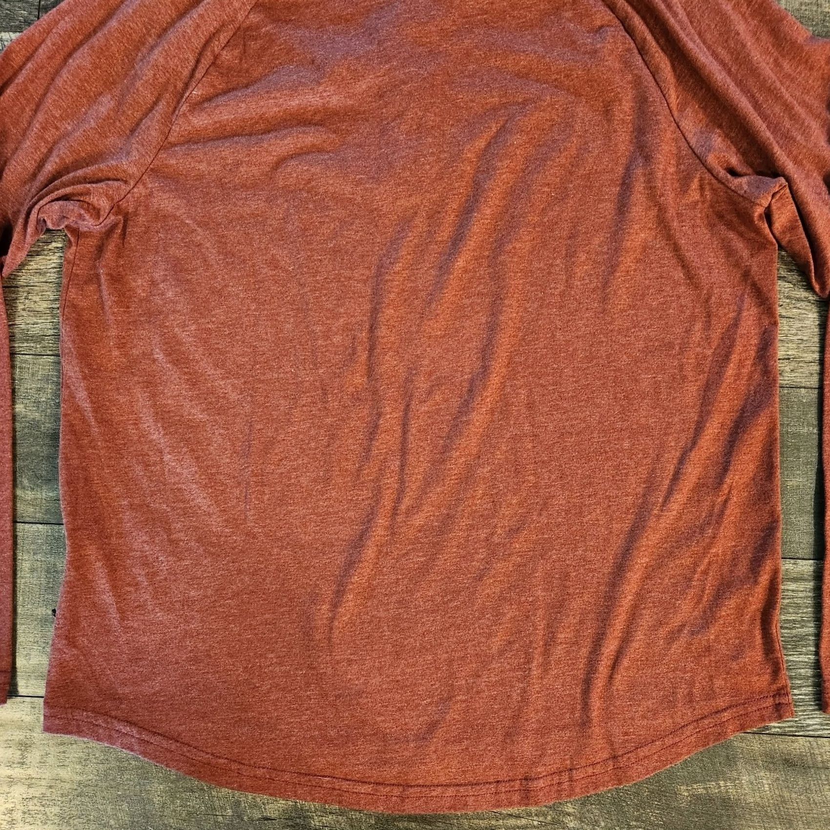 Oakley Oakley Henley Long Sleeve Shirt Mens Large Burnt Orange Stretch Lightweight Size US L / EU 52-54 / 3 - 6 Thumbnail
