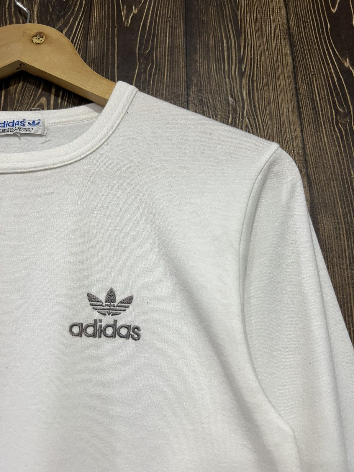 Adidas Vintage 80s Adidas Small Logo Embroidery Longsleeve Tshirt Size US S / EU 44-46 / 1 - 2 Thumbnail