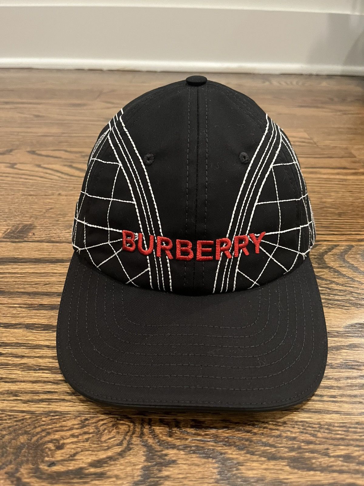 Burberry Burberry Embroidered Star Cotton Gabardine Baseball Cap Size ONE SIZE - 9 Thumbnail