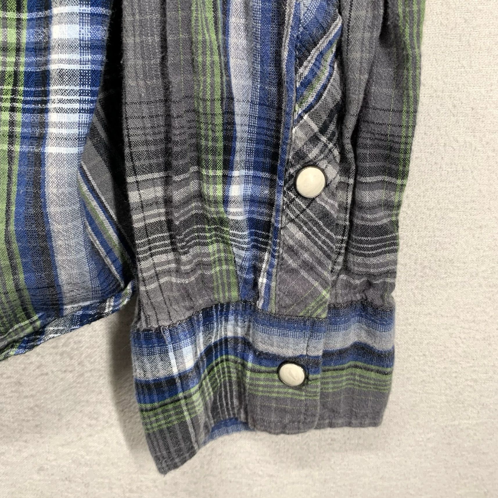 Vintage VINTAGE 44mm Legendary Work Wear Western Shirt Men Large Plaid Cotton Pearl Snap Cowboy Casual Formal Size US L / EU 52-54 / 3 - 7 Thumbnail