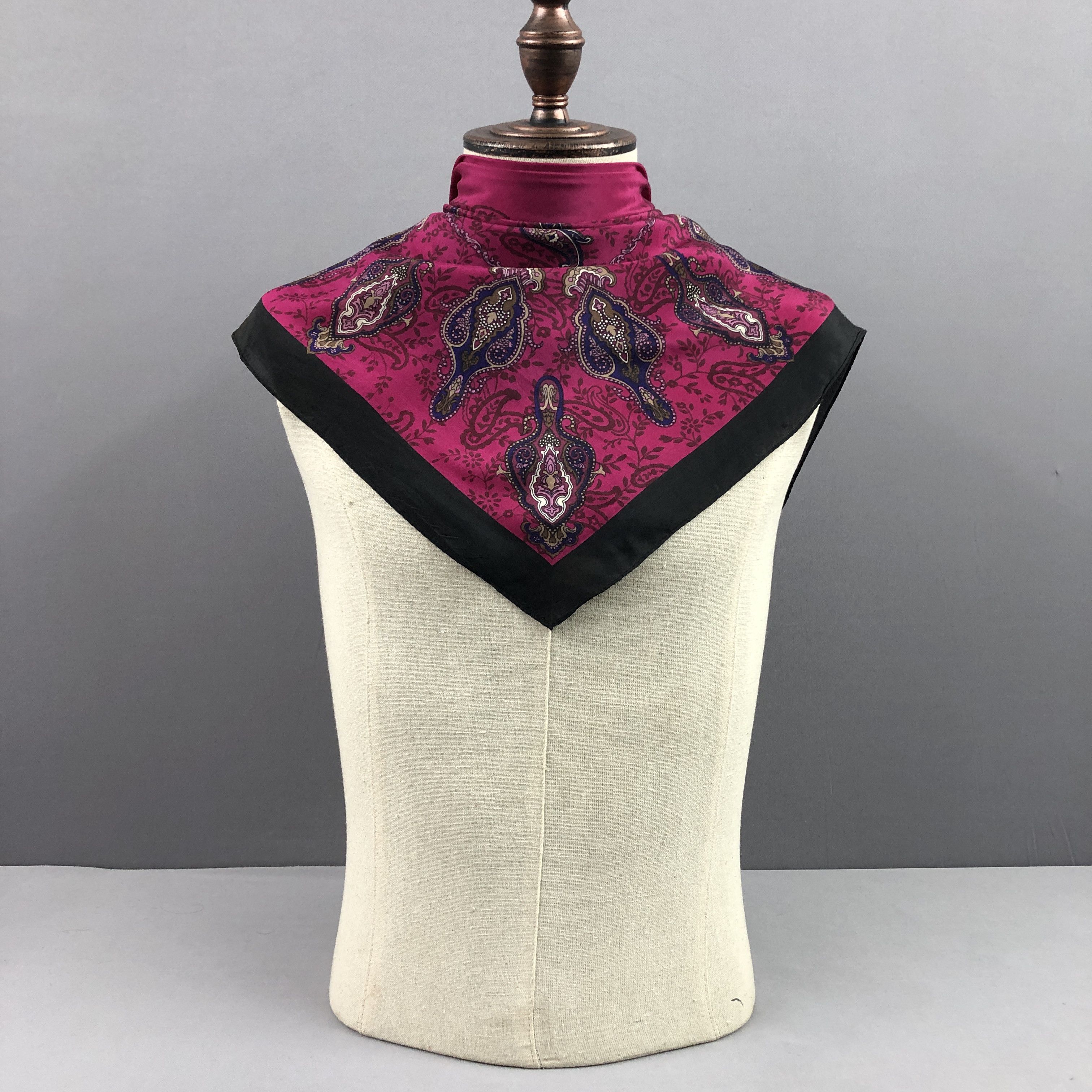 Other × Vintage Vintage SILK Scarf Twill Stole Wraps Scarves Size ONE SIZE - 2 Thumbnail