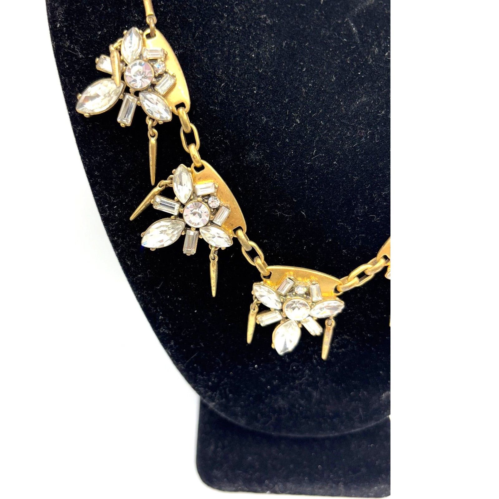 J.Crew J. CREW Goldtone Rose Quartz Floral Statement Necklace Size ONE SIZE - 2 Thumbnail