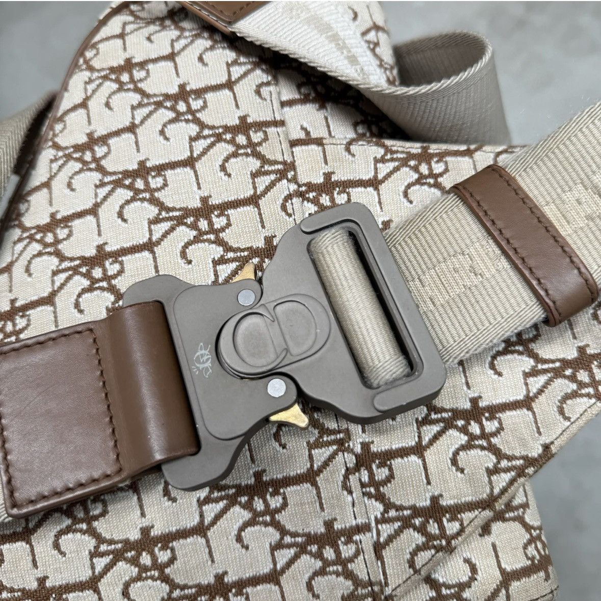 Dior × Travis Scott Dior x CACTUS JACK Oblique Jacquard Saddle Bag Size ONE SIZE - 15 Thumbnail