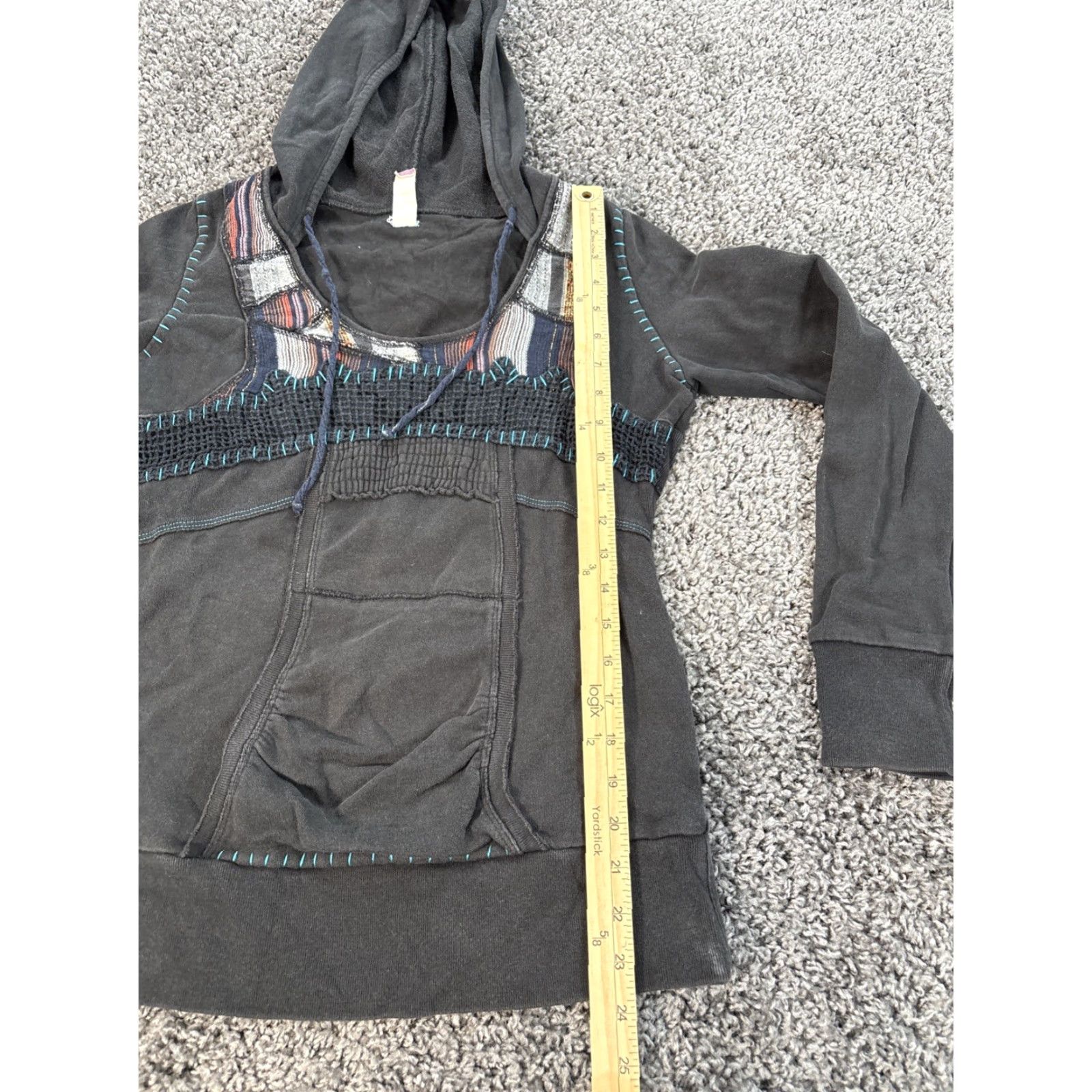 Free People VINTAGE Free People Hoodie Womens Small Black Boho Patchwork Y2K Bohemian Pullover Womens Size S / US 4 / IT 40 - 2 Thumbnail