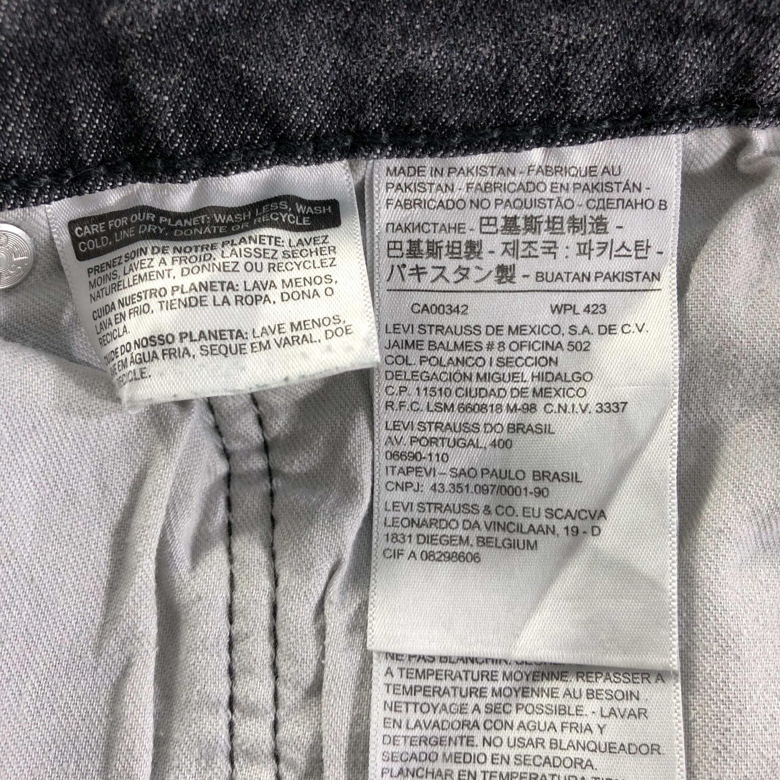 Levi's Vintage Levis 505 Jeans-J3430 Size US 35 - 10 Thumbnail