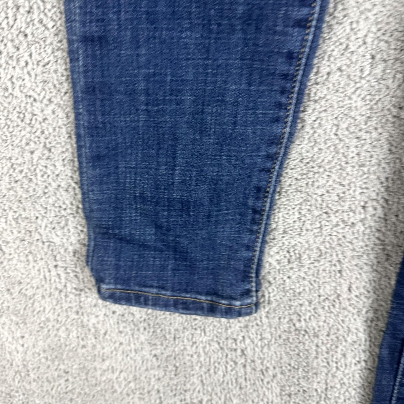 Levi's Levi's 311 Shaping Skinny Jeans Womens 26 Blue Medium Wash Mid Rise Stretch Size 26" / US 2 / IT 38 - 5 Thumbnail