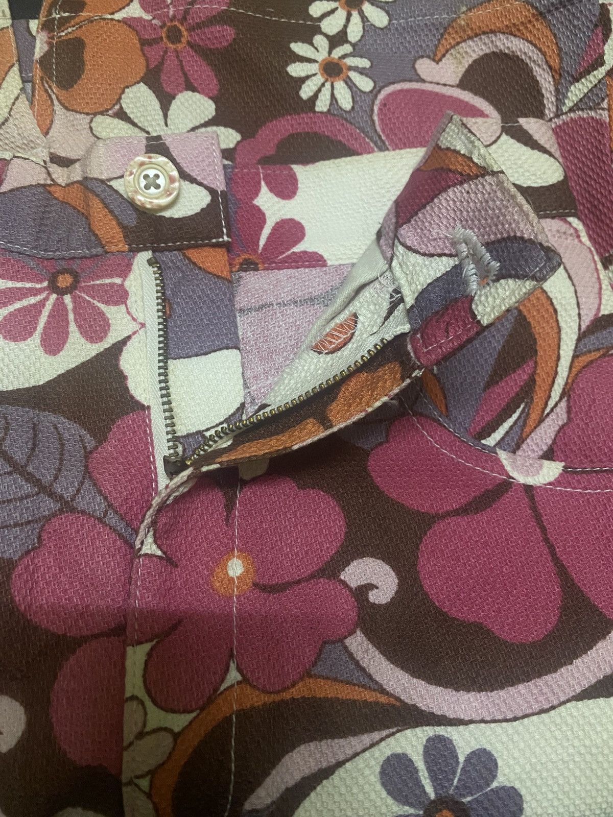 Evisu Evisu Donna Fullprint Floral Pattern Seagull Logo Mini Skirt Size 27" / US 4 / IT 40 - 5 Thumbnail