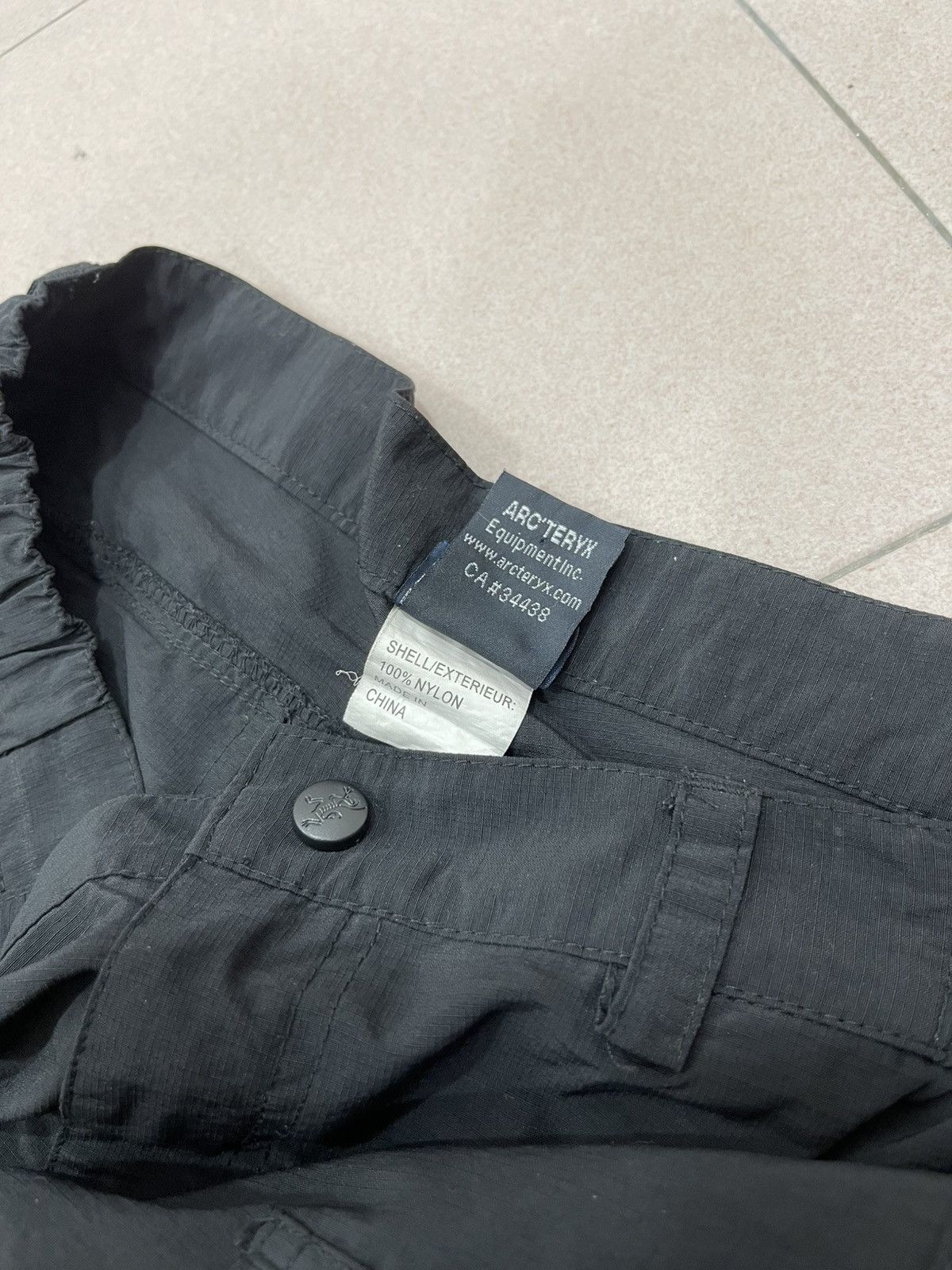 Arc'teryx Arcteryx Cargo Black Hiking Pants Size US 33 - 18 Thumbnail