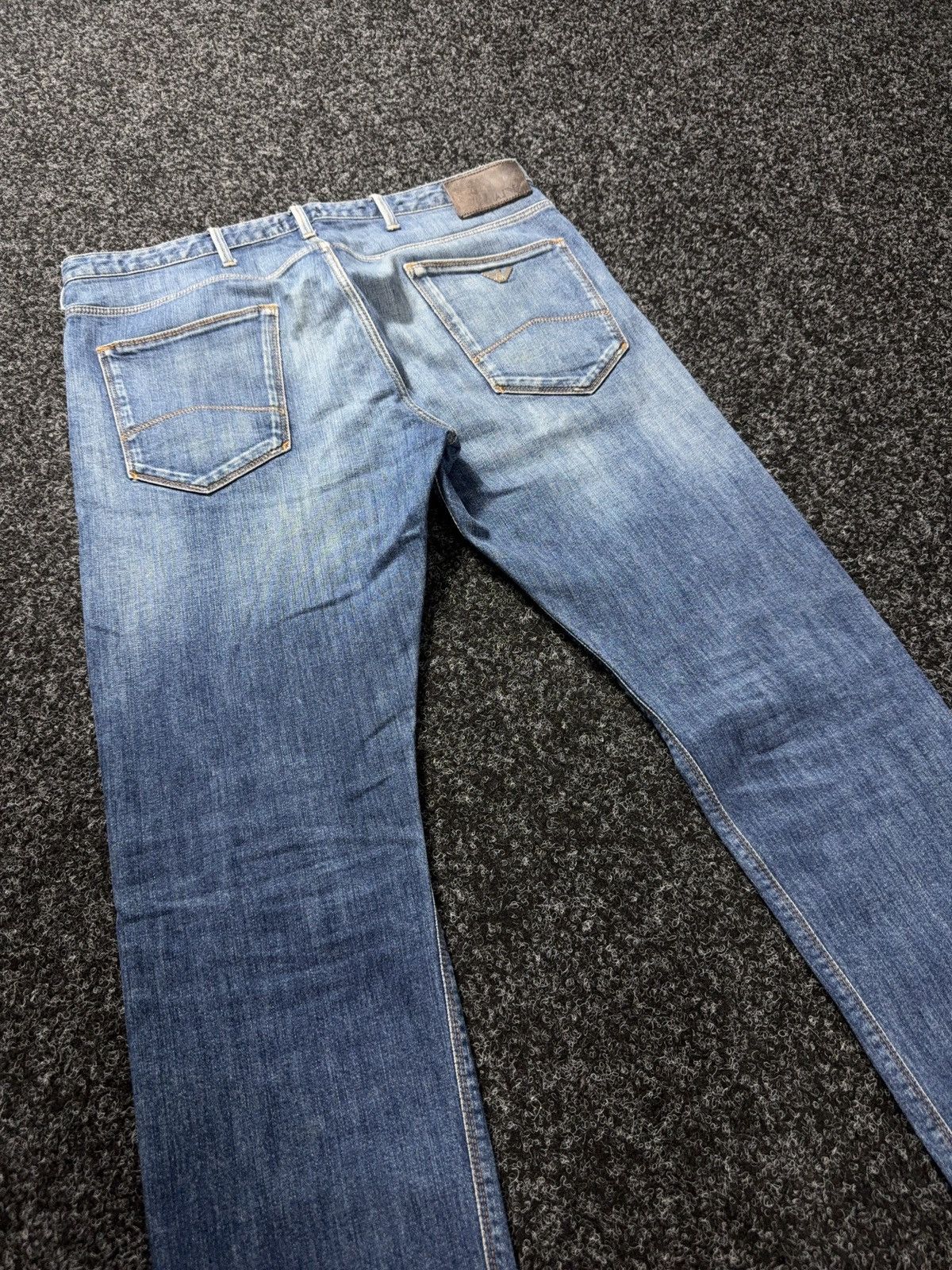 Giorgio Armani 00s AJ Armani Jeans J06 Slim Fit Dirty Distressed Jeans Size US 33 - 18 Thumbnail