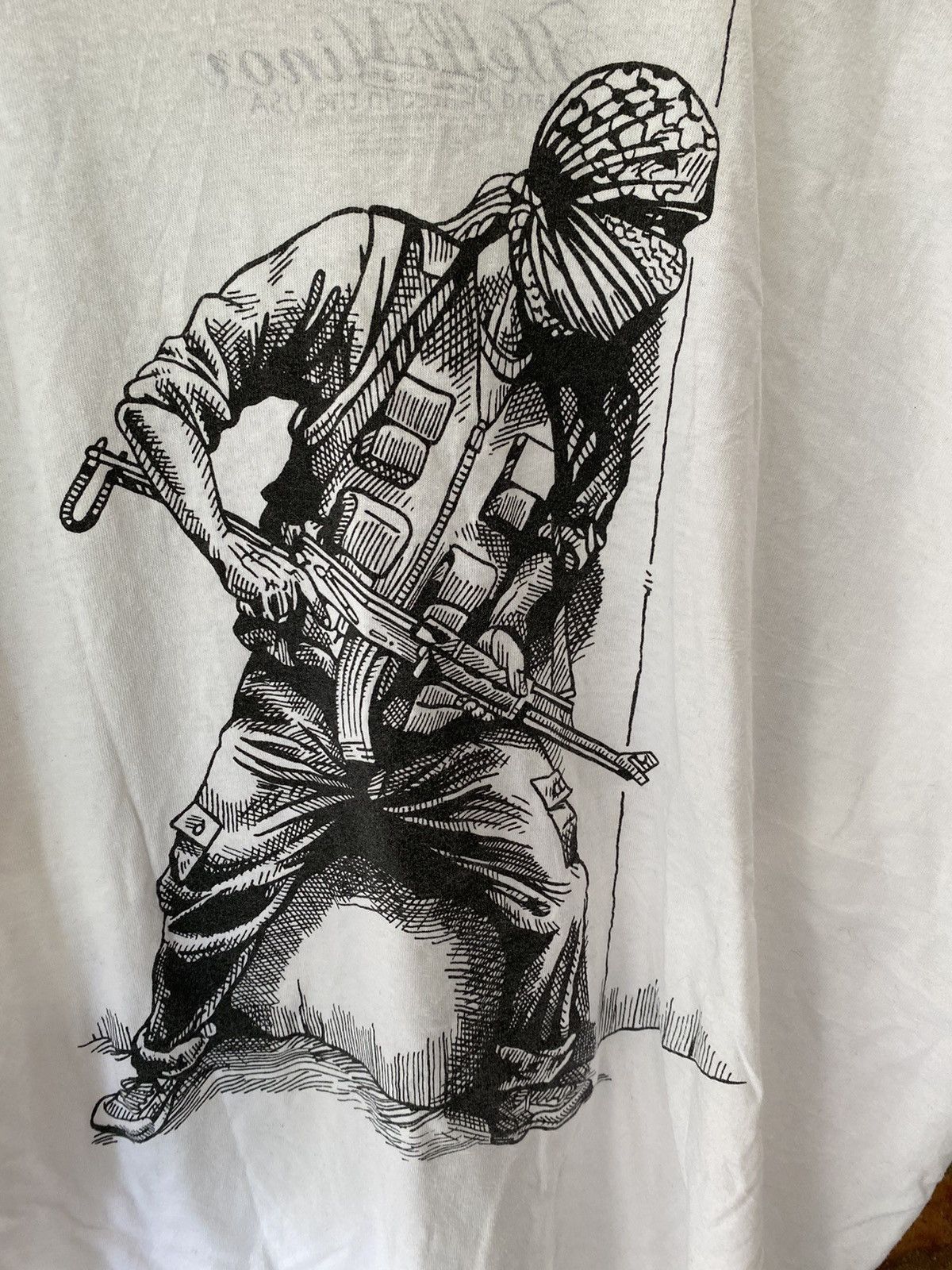 Vintage 2004 Hell Mirror Mickey Vs Middle East War Stop war!! Size US XL / EU 56 / 4 - 6 Thumbnail