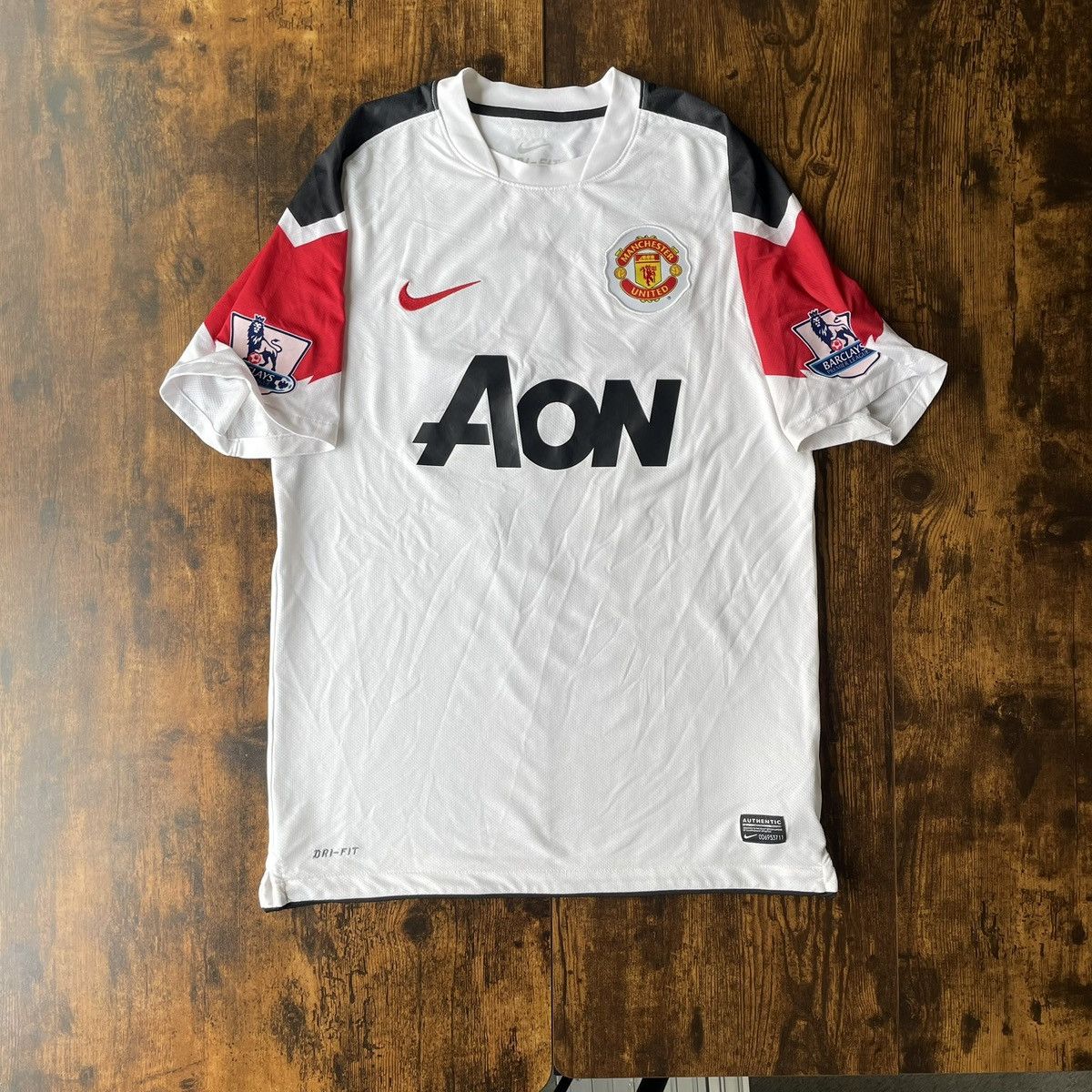 Nike Manchester United 10/11 Nike away soccer jersey - Rooney 10 Size US S / EU 44-46 / 1 - 2 Thumbnail