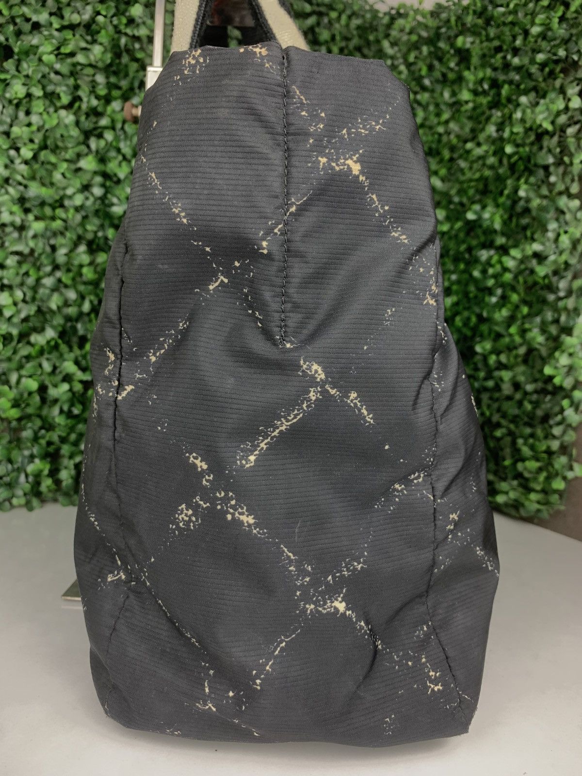 Chanel Authentic Vintage Chanel Black Nylon Tote Bag Size ONE SIZE - 4 Thumbnail