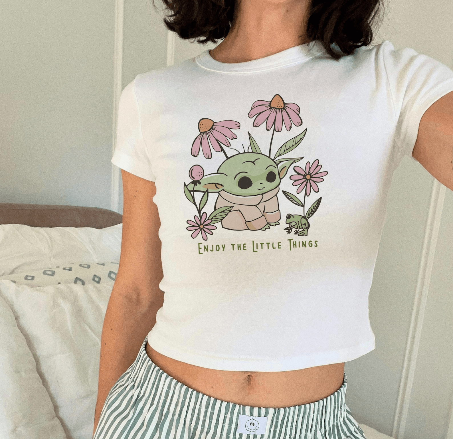 Other Baby Yoda Baby Tee Size S / US 4 / IT 40 - 1 Thumbnail