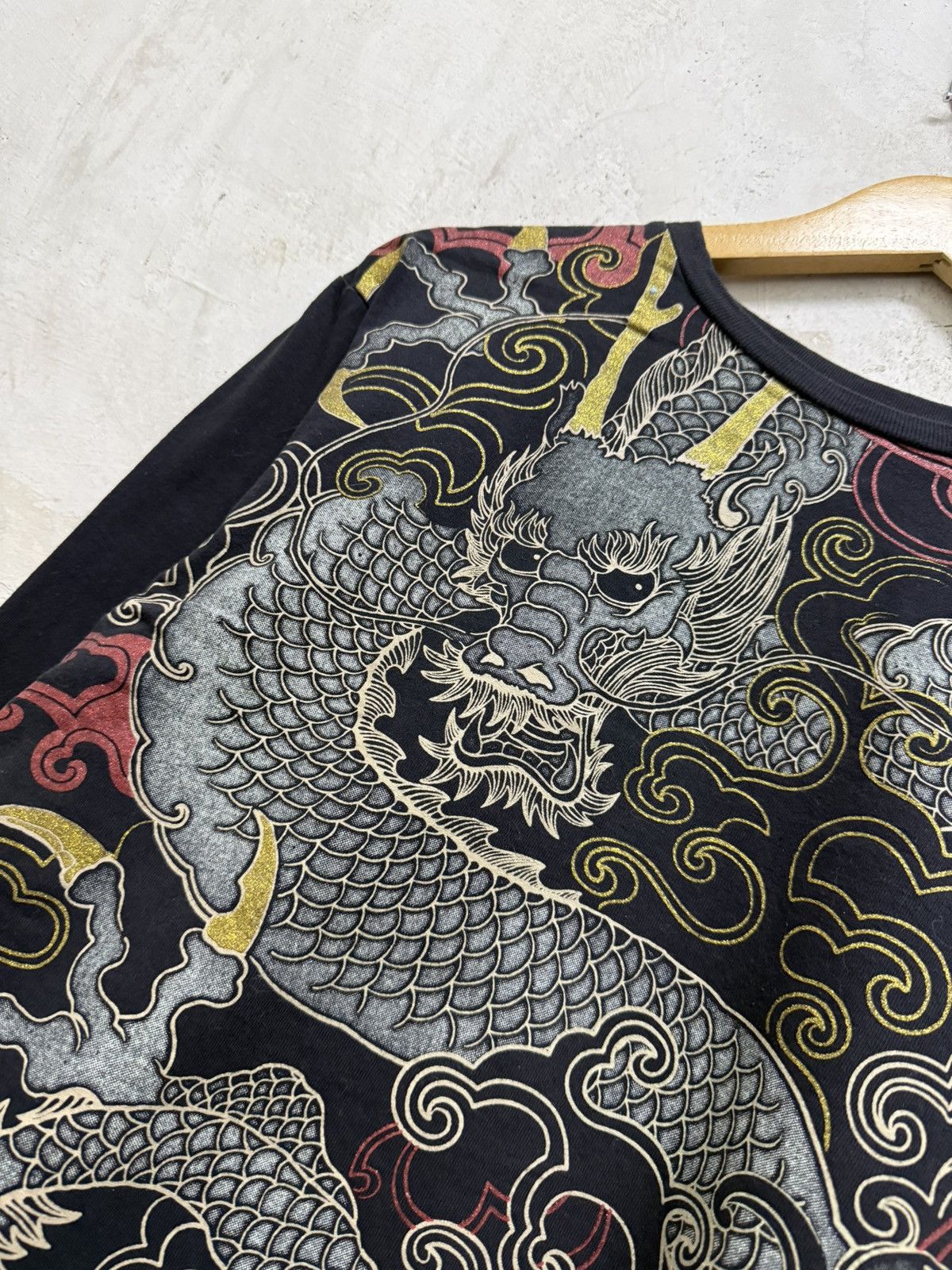 Japanese Brand Sukajan Dragon Inspired Tamashi Karakuri Tee Size US M / EU 48-50 / 2 - 2 Thumbnail