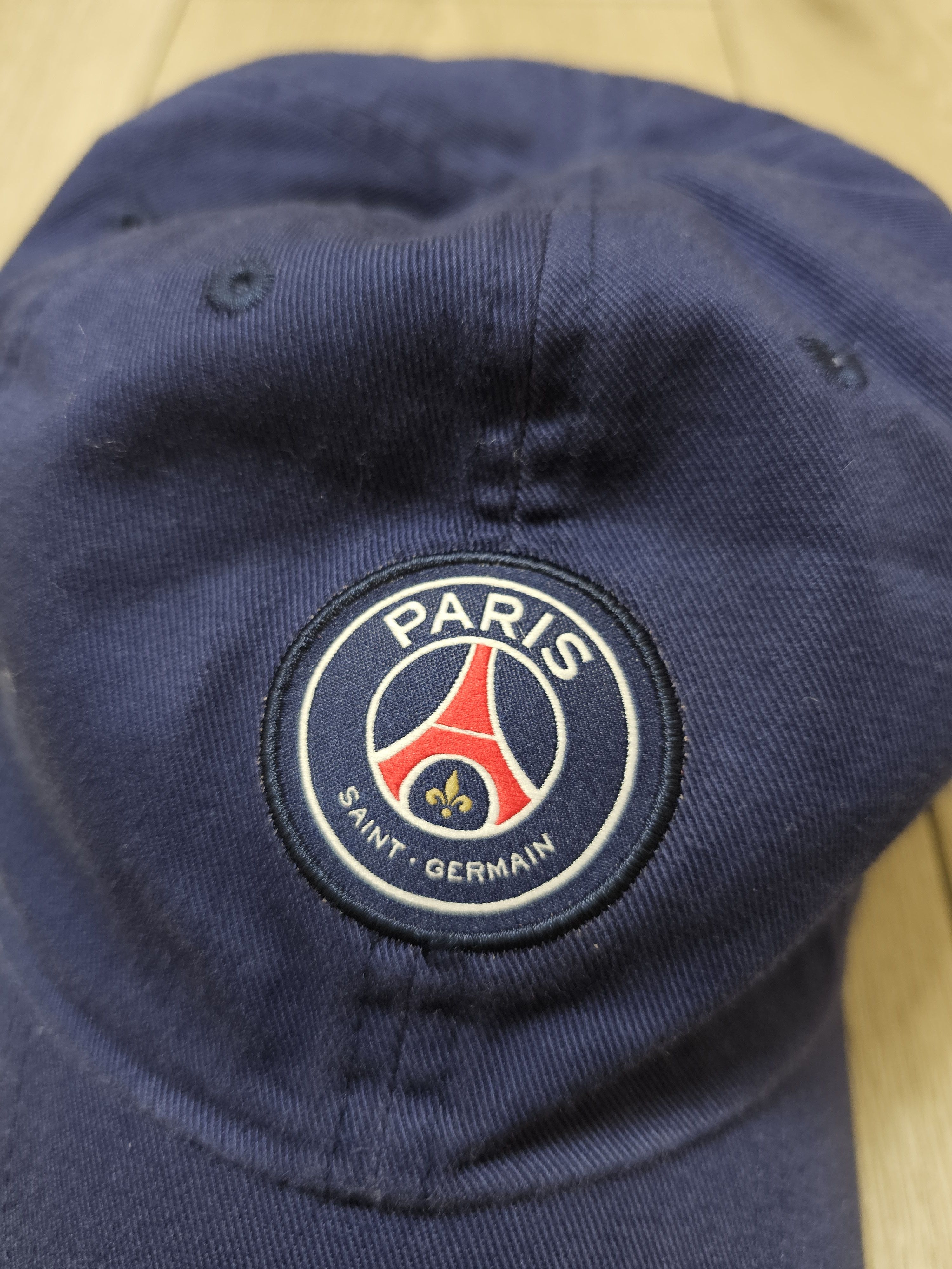 Nike PSG PARIS SAINT-GERMAIN CAP BLUE CAP FOOTBALL HAT Size ONE SIZE - 4 Thumbnail