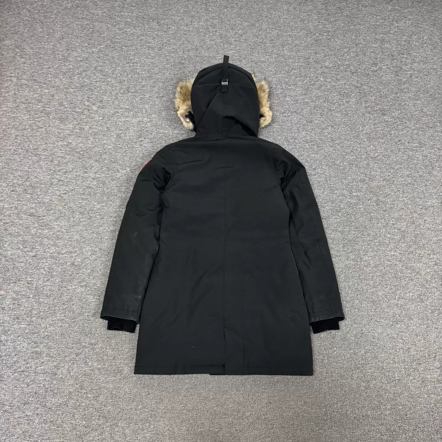 Canada Goose Canada Goose long hooded logo patch fur trim xs 99 new Size XS / US 0-2 / IT 36-38 - 2 Thumbnail