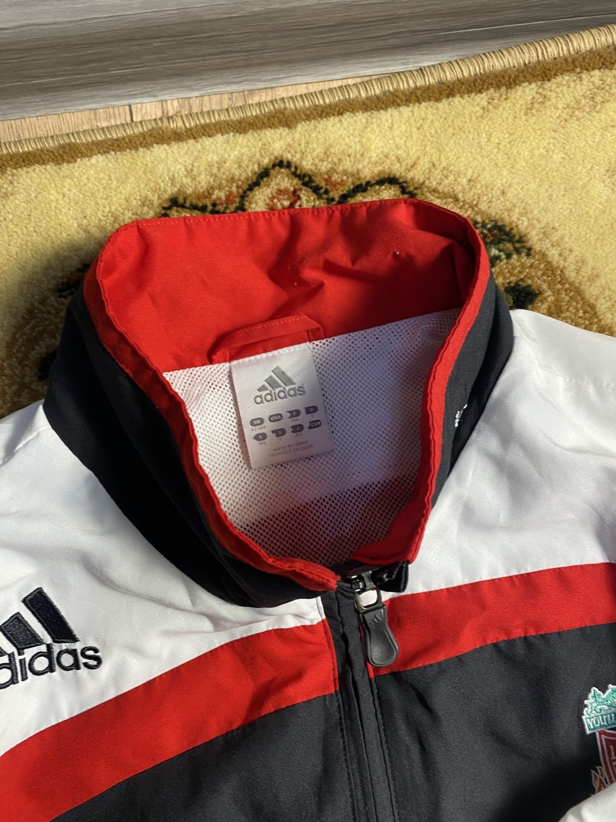 Adidas Vintage Adidas Liverpool Football Track Top Mens Sz L Size US L / EU 52-54 / 3 - 4 Thumbnail