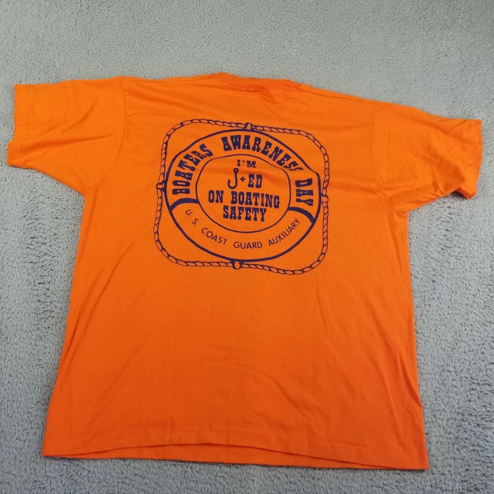Vintage VINTAGE USCG Coast Guard T-Shirt Men XL Orange Nautical Military 90s Graphic Print Size US XL / EU 56 / 4 - 7 Thumbnail
