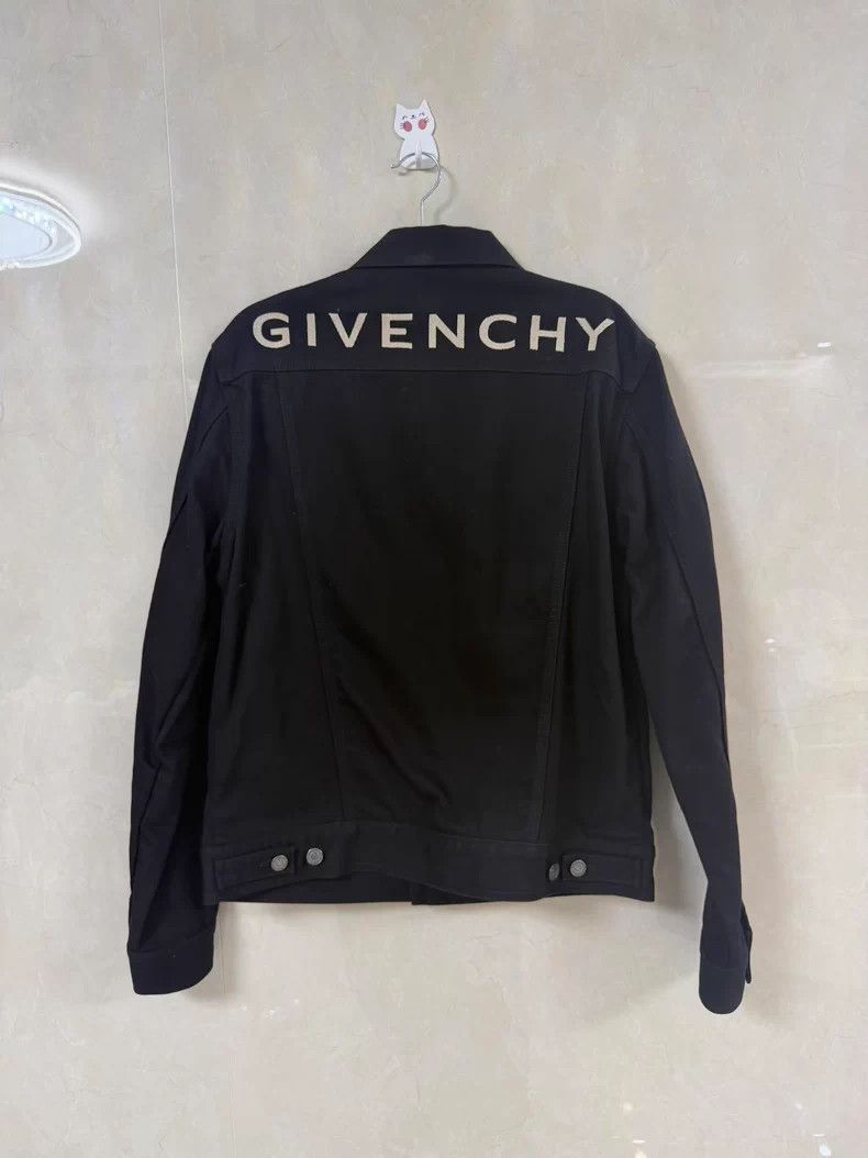 Givenchy Givenchy Black back embroidery logo denim jacket Size US XL / EU 56 / 4 - 2 Thumbnail