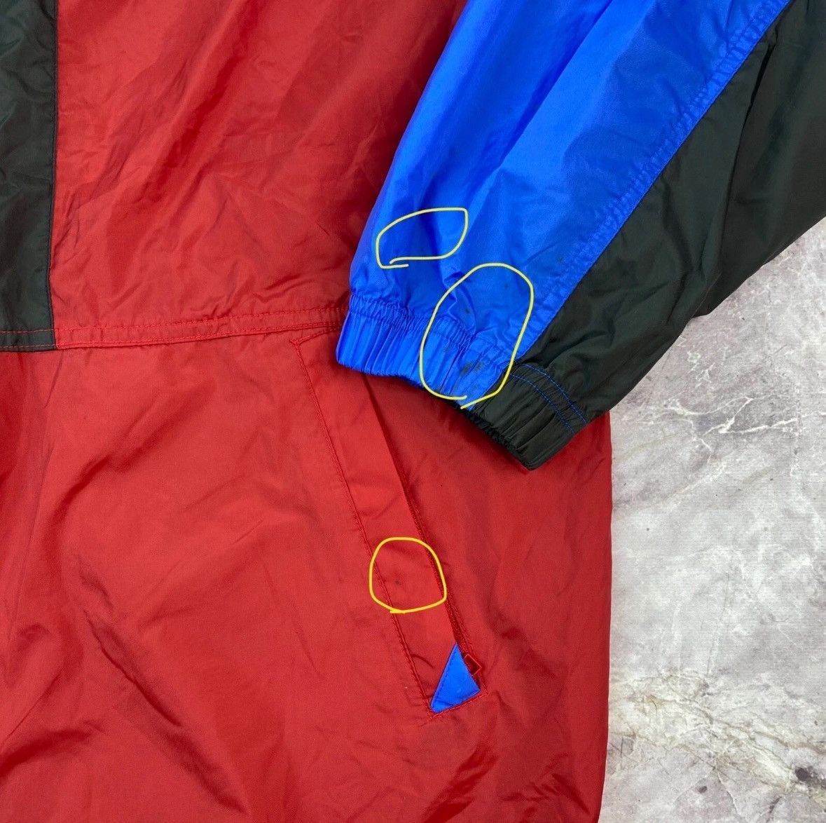Nike Vintage Nike Windbreaker Lightweight Spring Jacket Red Size US M / EU 48-50 / 2 - 16 Thumbnail