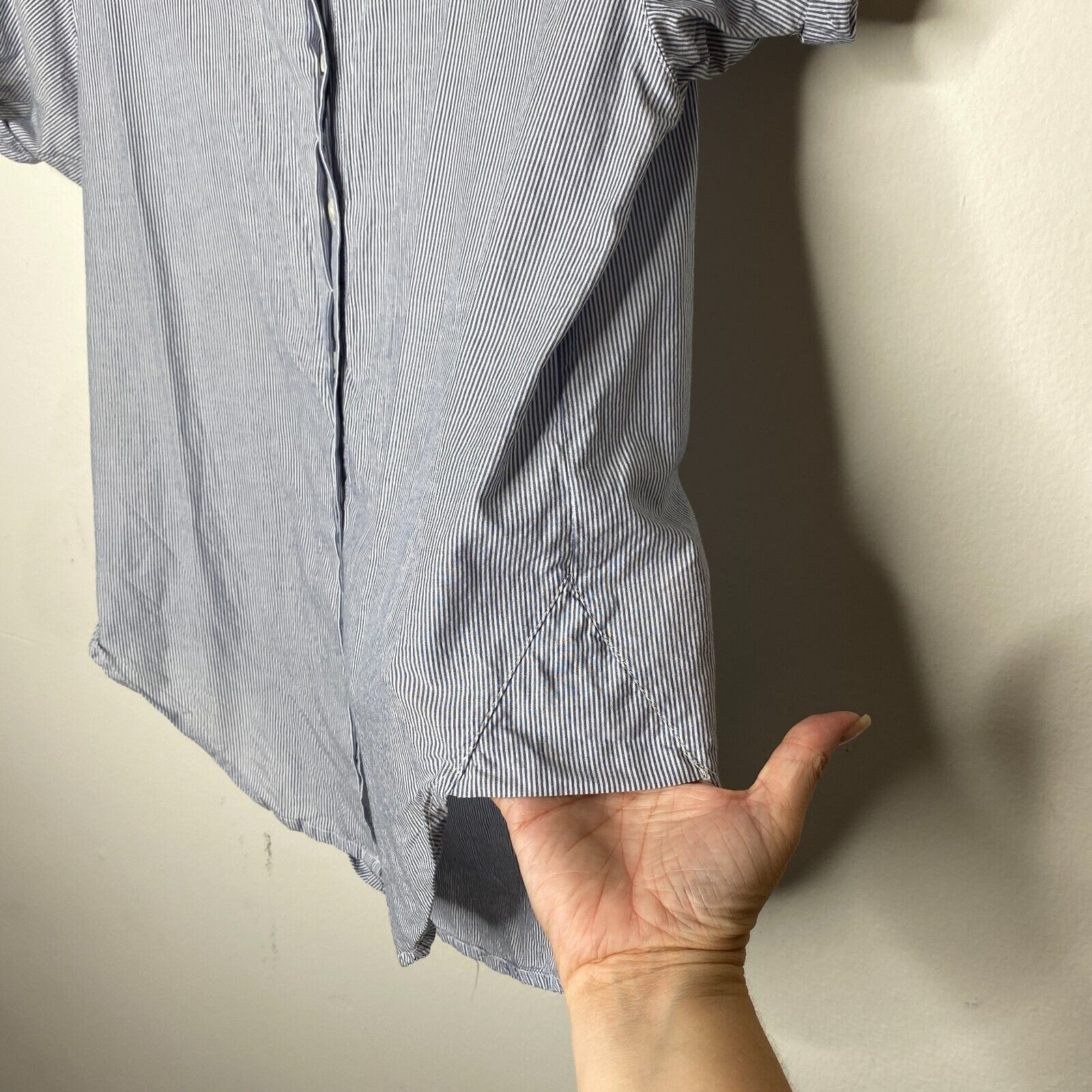 Aritzia Aritzia Community Blue White PinStripe The Jane Button Shirt Size XS / US 0-2 / IT 36-38 - 5 Thumbnail