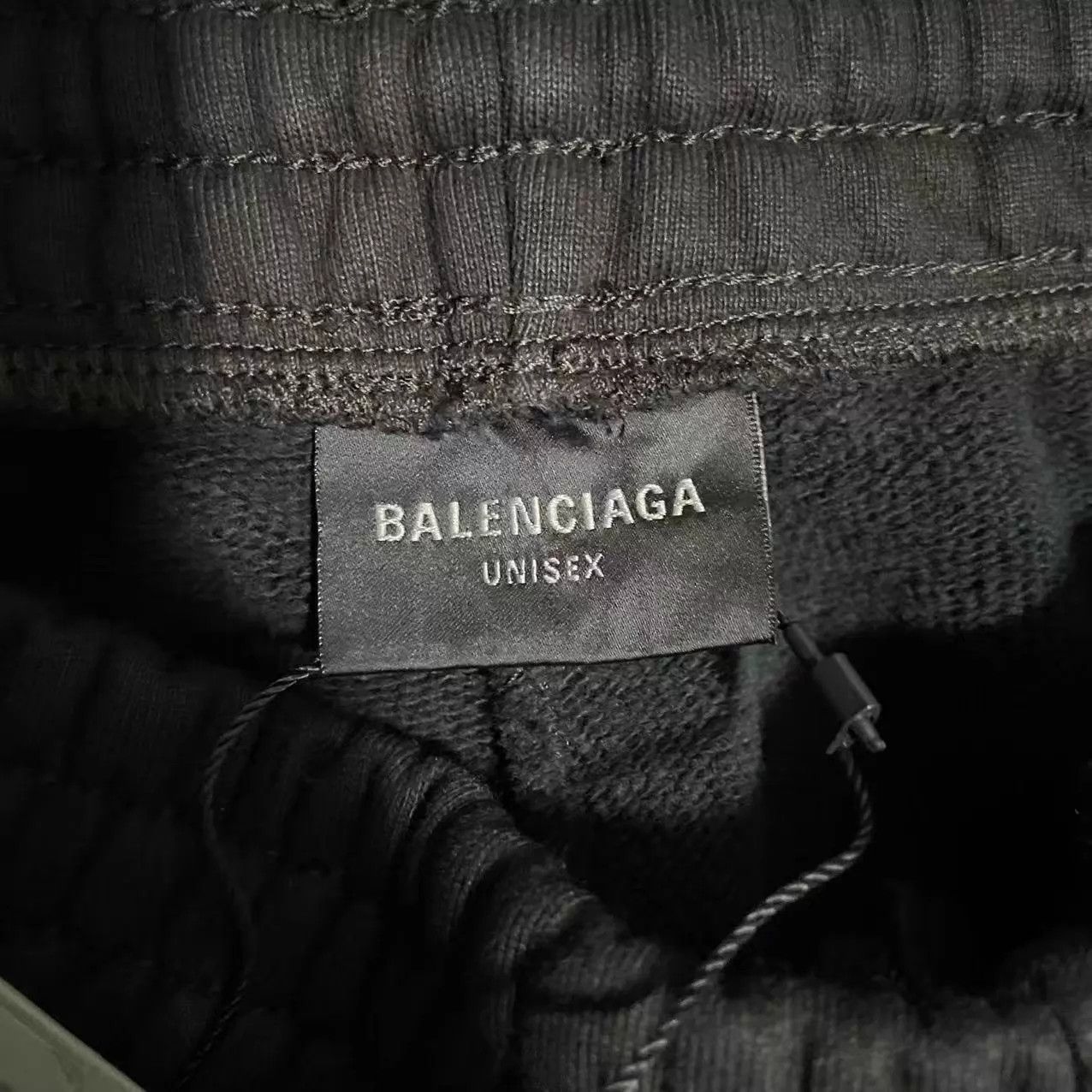 Balenciaga Balenciaga Muddy Distressed Baggy WideLeg Sweatpants Size S Size US 30 / EU 46 - 3 Thumbnail