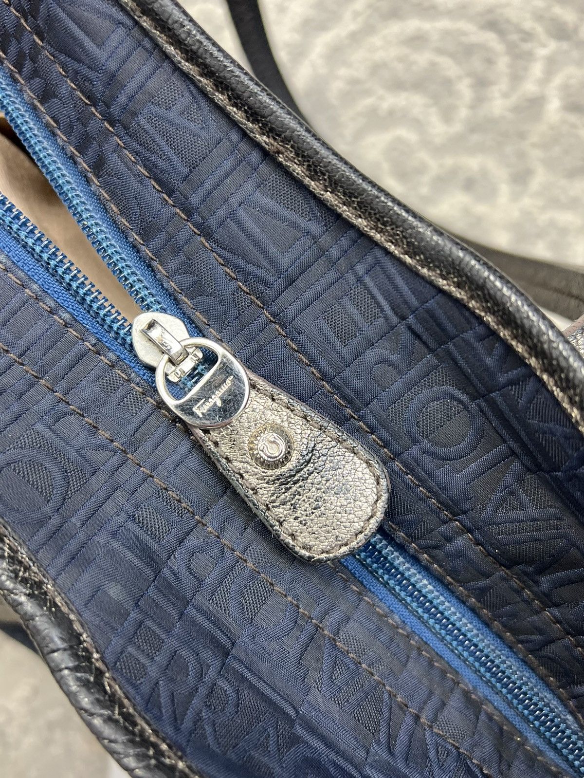 Salvatore Ferragamo Salvatore Ferragamo Made in Italy Multi Logo Handbag Size ONE SIZE - 3 Thumbnail