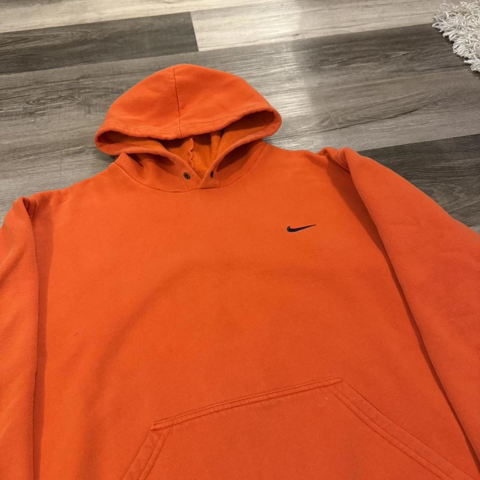 Nike Vintage Nike swoosh hoodie orange 00s L/XL boxy cropped Size US XL / EU 56 / 4 - 6 Thumbnail