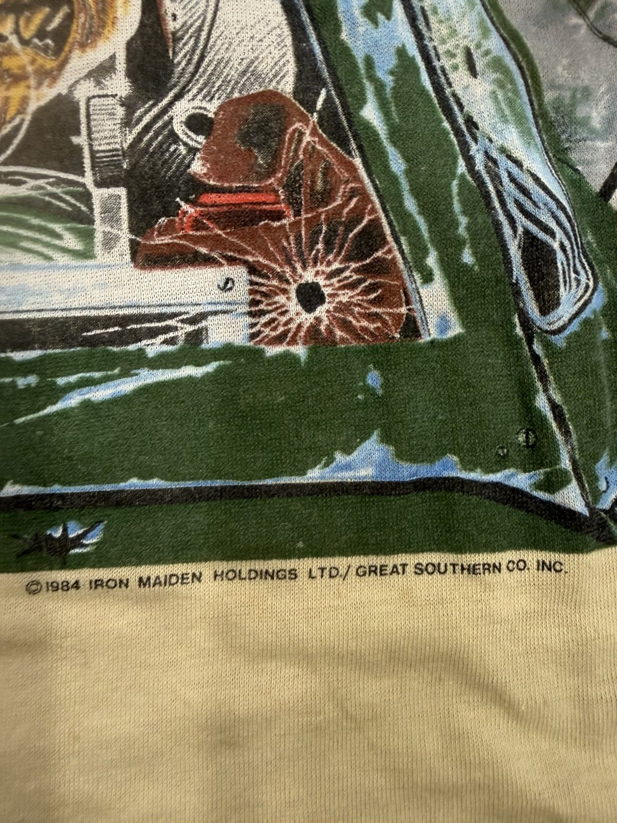 Iron Maiden Vintage 1984 Iron Maiden Tshirt Band Tee Size US S / EU 44-46 / 1 - 13 Thumbnail