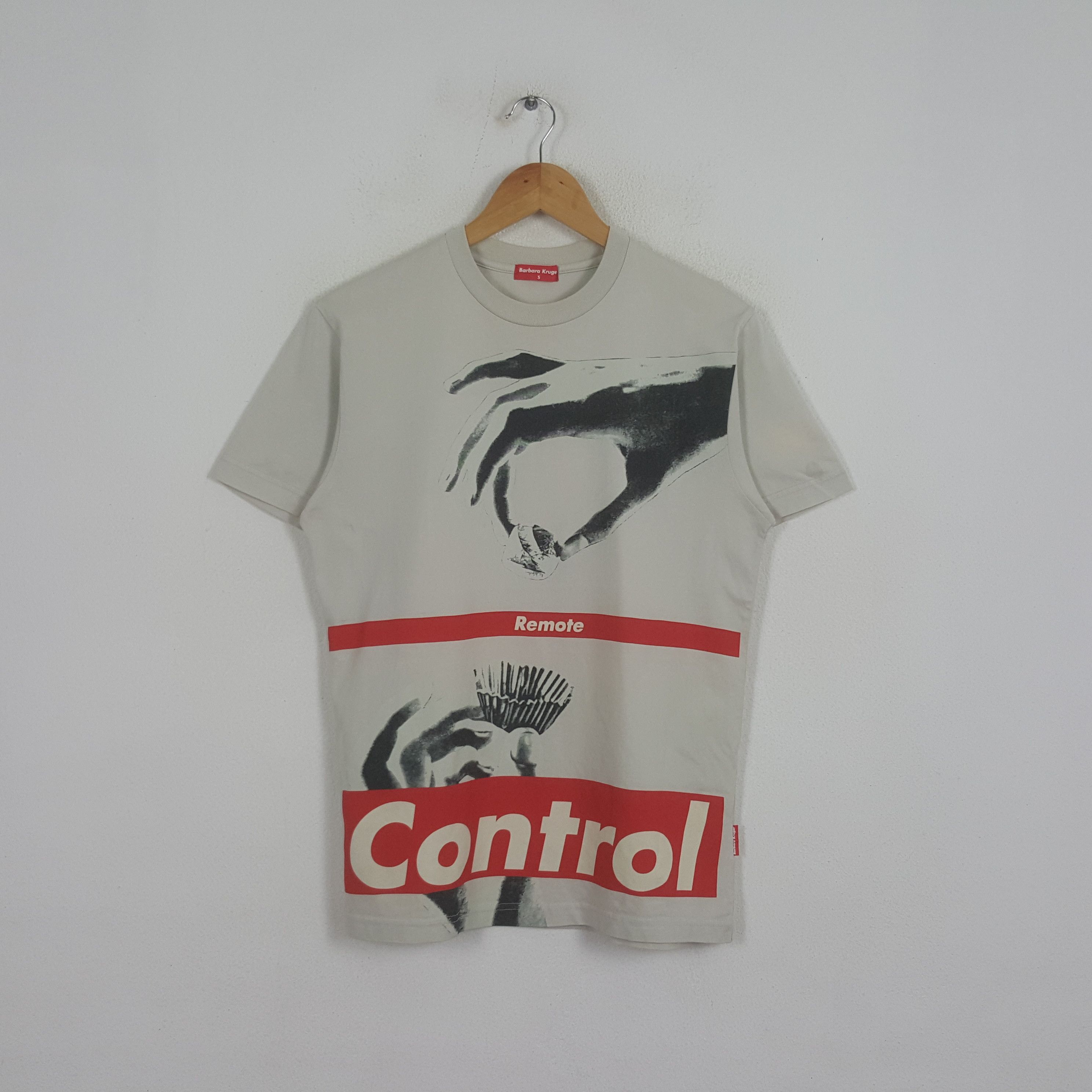 Vintage Barbara kruger X Japanese Brand Art Tshirt