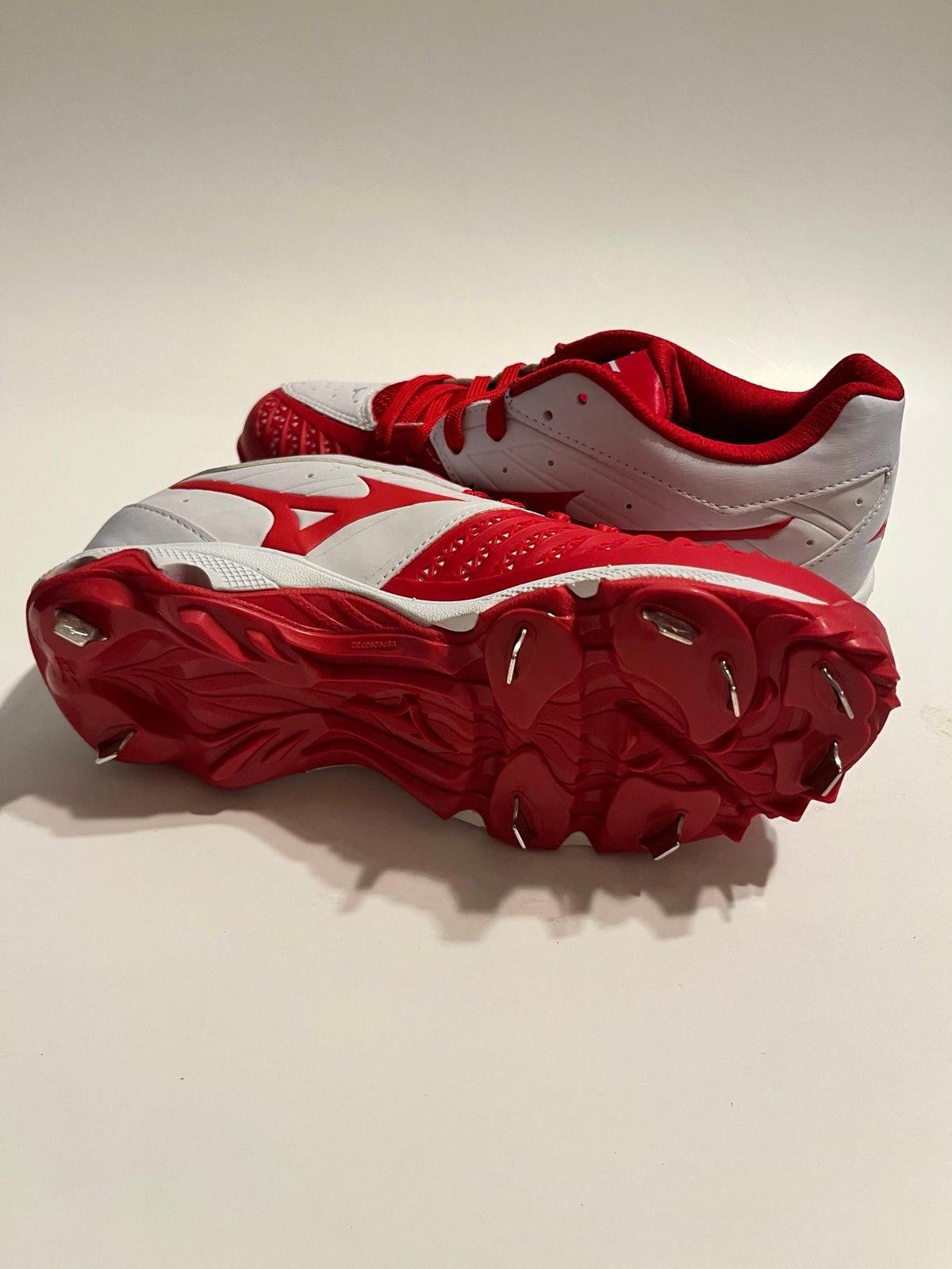 Mizuno Mizuno Women's 9 Spike Sweep 3 Softball Red White Size US 6 Size ONE SIZE - 3 Thumbnail
