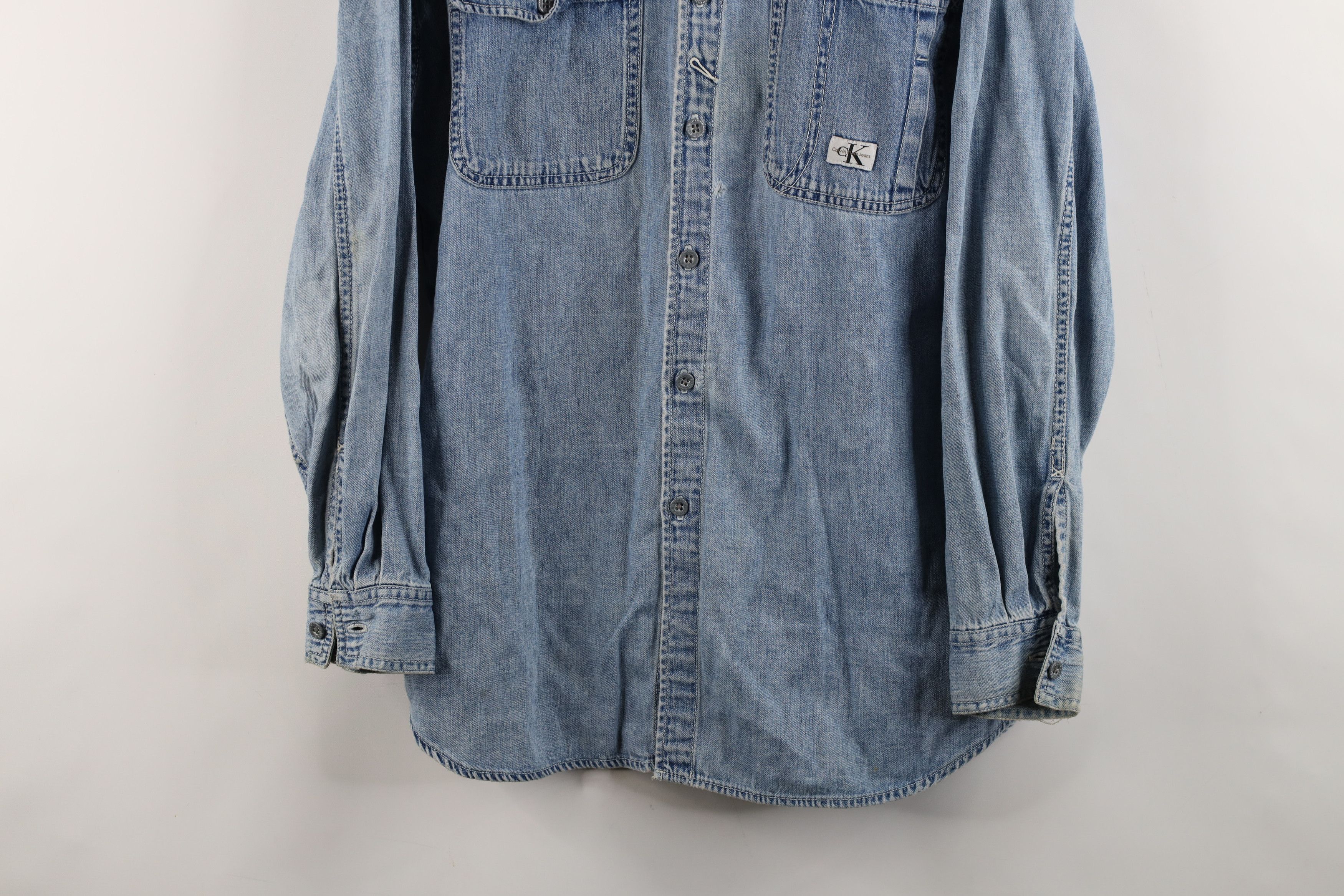 Calvin Klein × Vintage Vintage 90s Calvin Klein Denim Jean Collared Button Shirt Size US XL / EU 56 / 4 - 3 Thumbnail