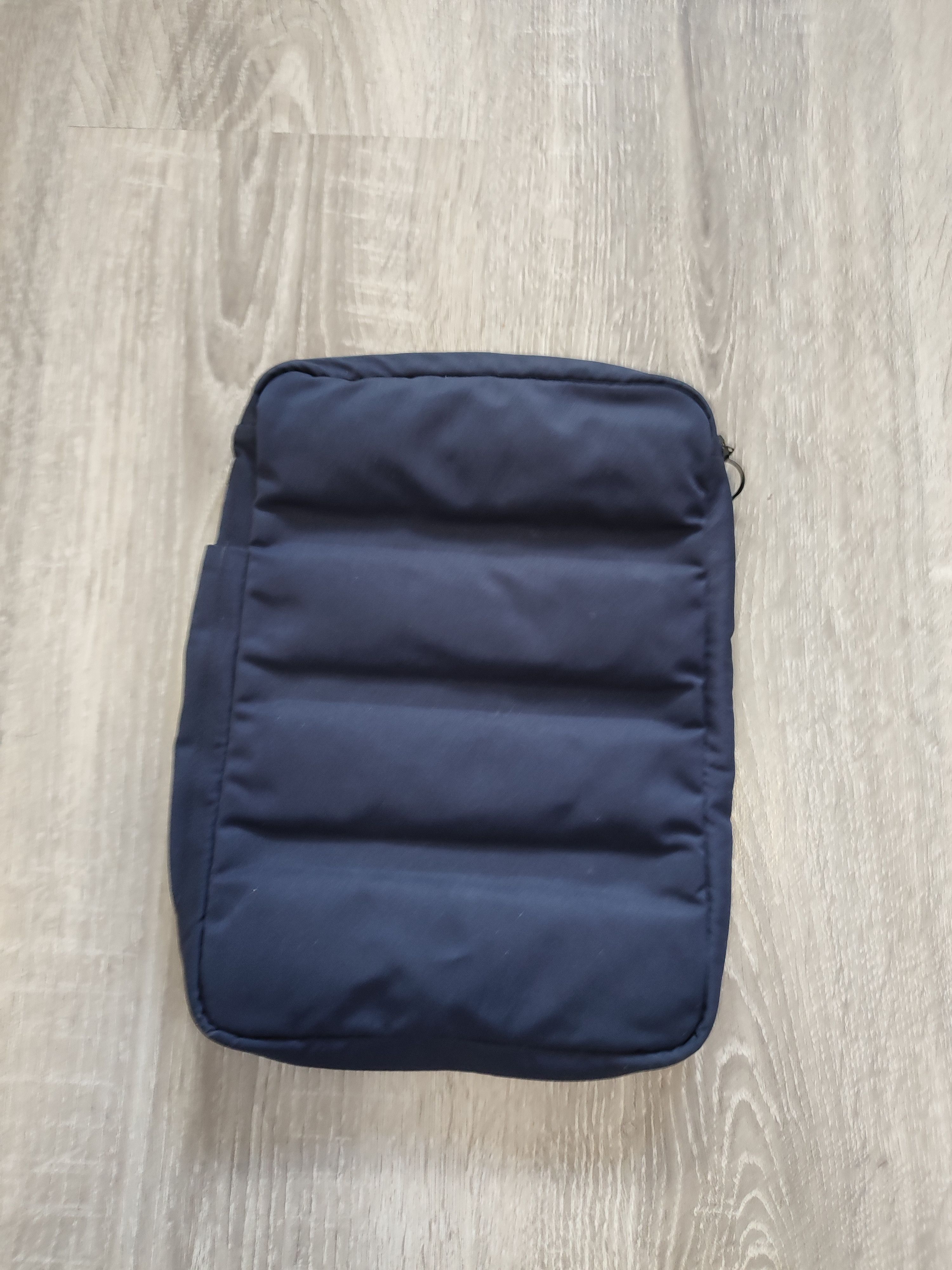 Rapha Rapha ipad cover for 10.5” 28X22 CM Size ONE SIZE - 4 Thumbnail