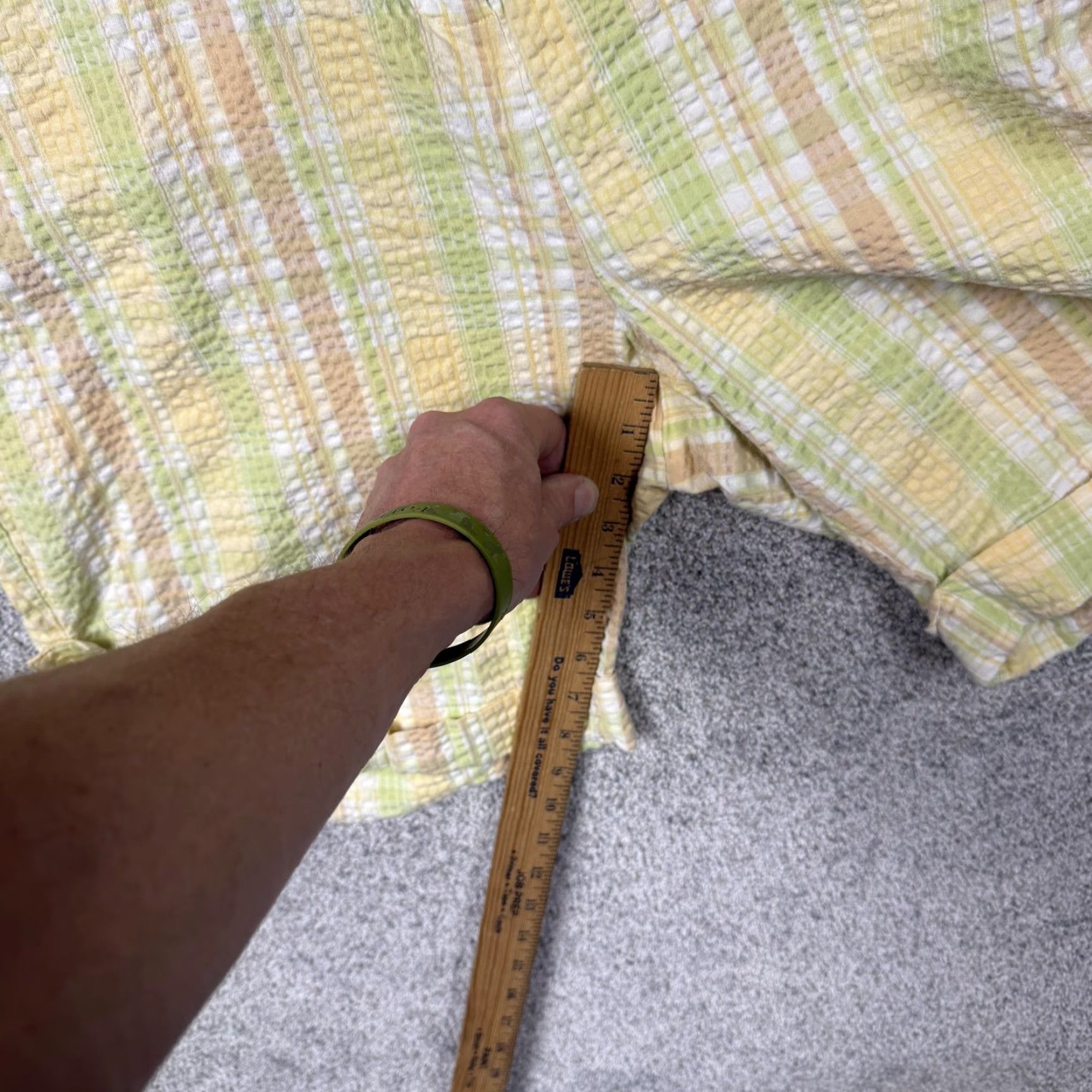 Denim & Co. Denim & Co Bermuda Shorts Womens 1X Plus Yellow Plaid Seersucker Summer Casual Preppy Seersucker Bermuda Shorts 1X Womens Yellow plaid Size 40" / US 18 - 5 Thumbnail